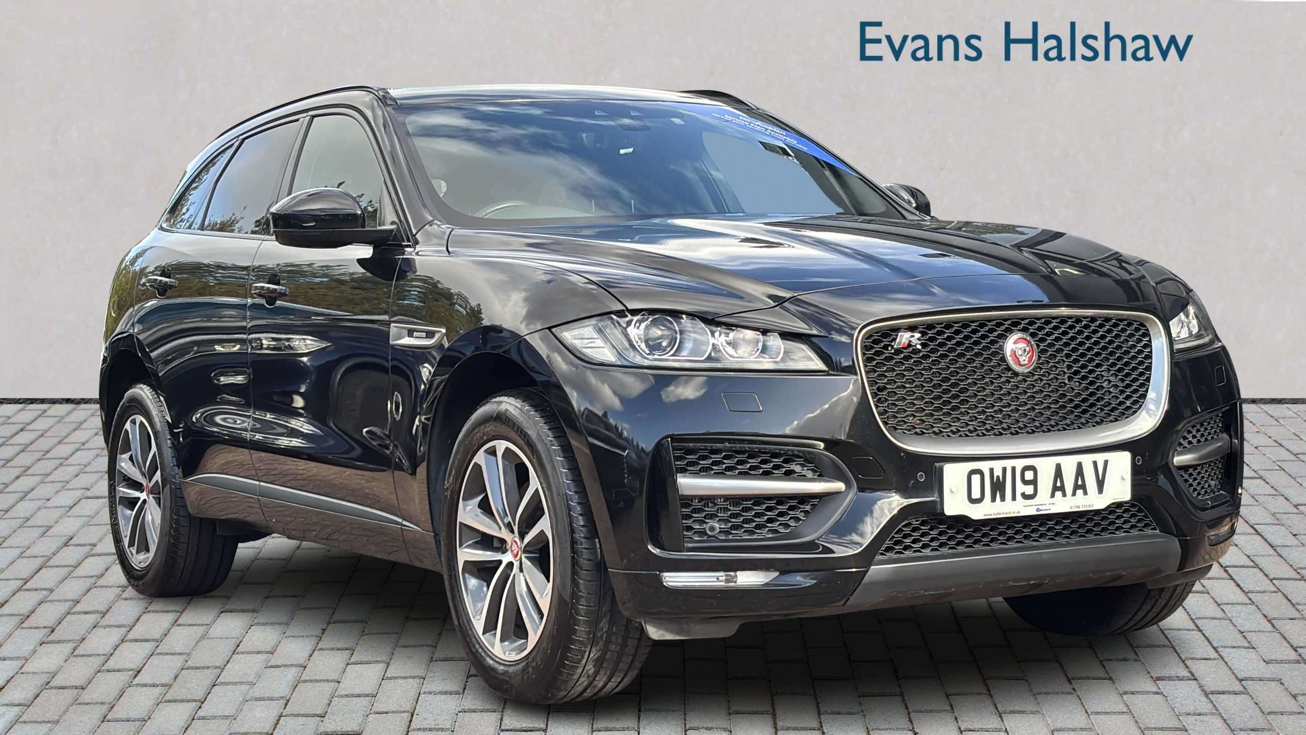 2019 Jaguar F-Pace