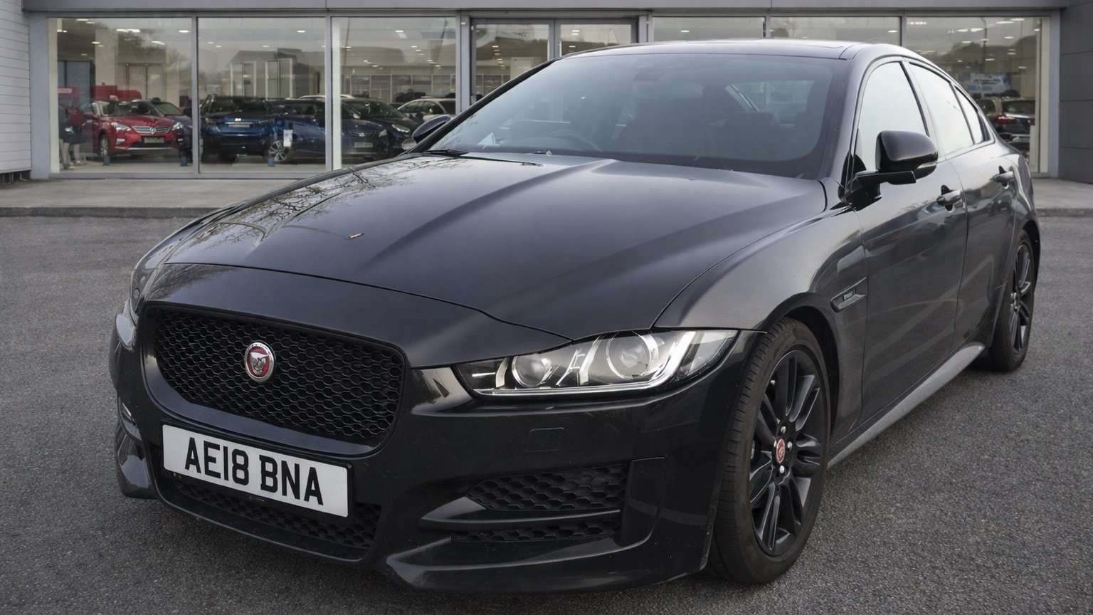 Jaguar XE