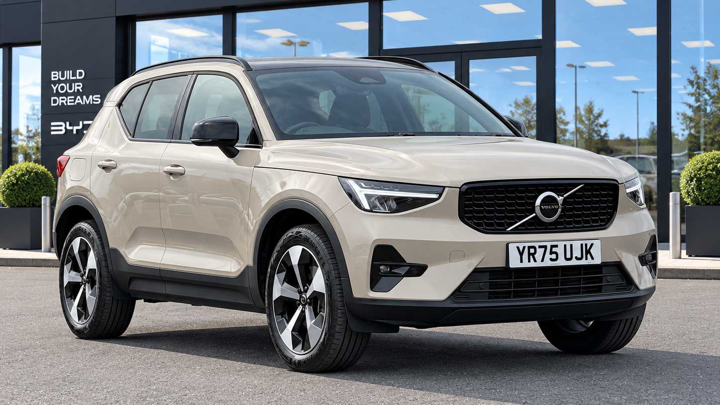 2025 Volvo XC40