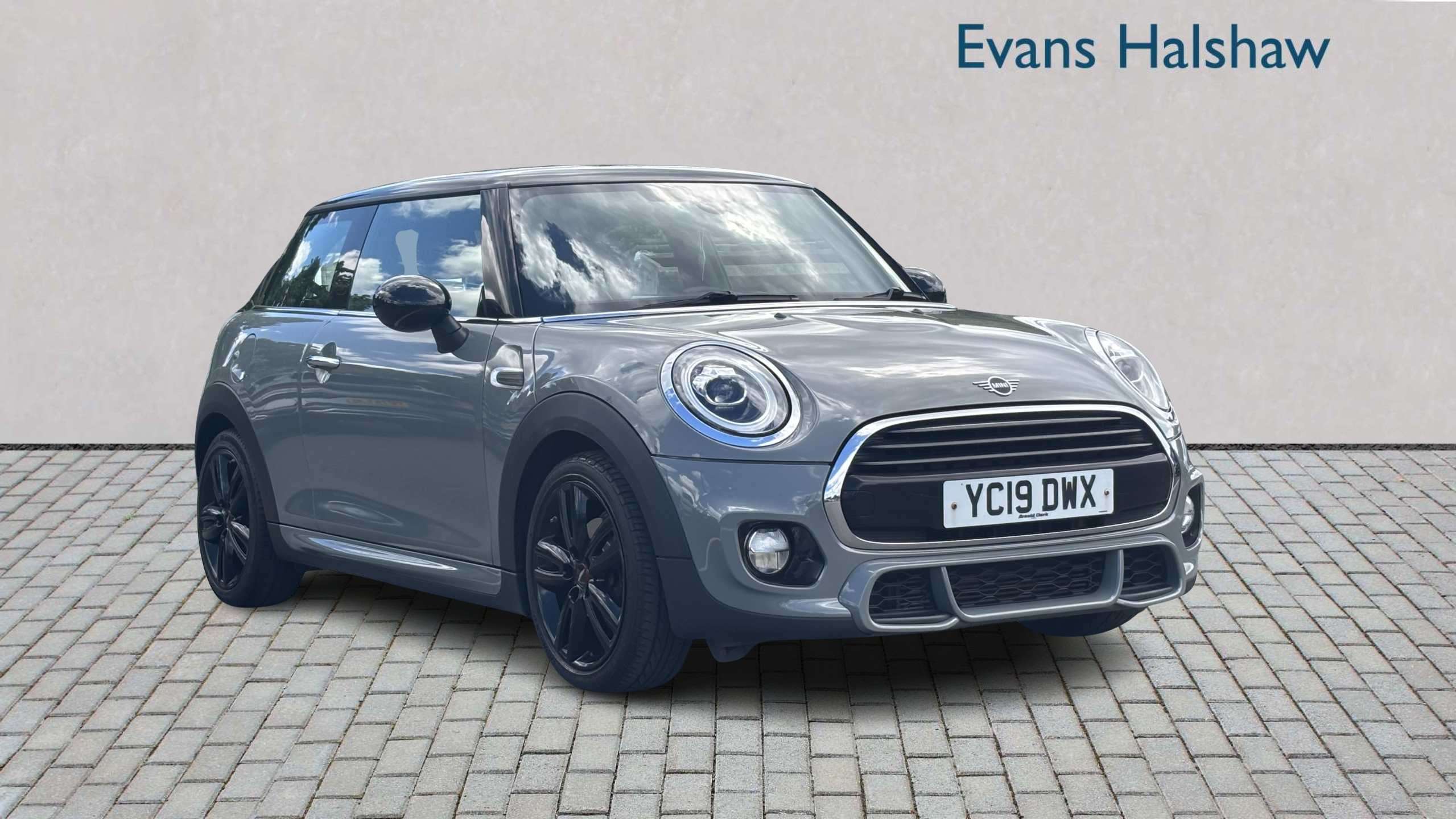 MINI Hatchback