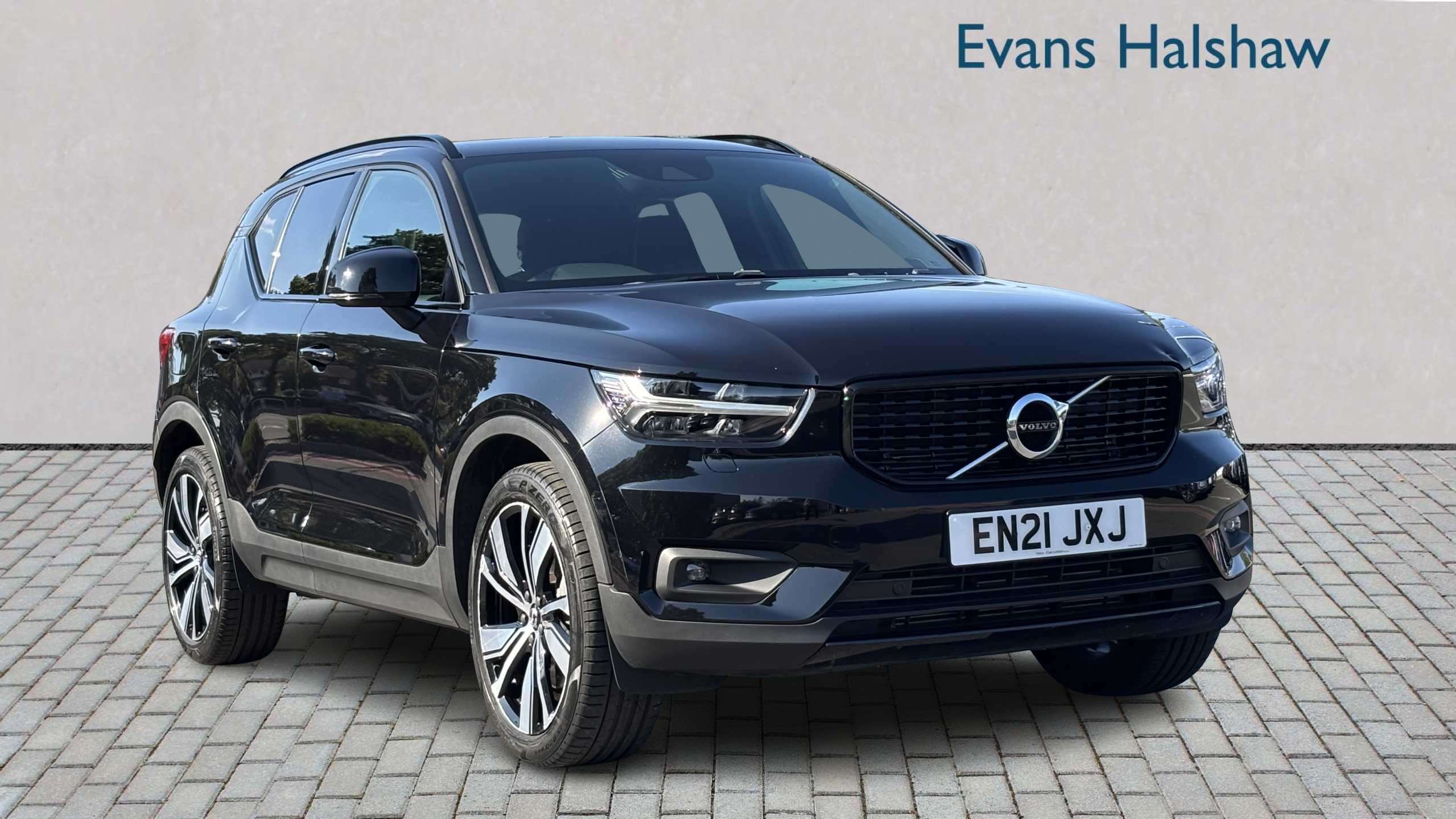2021 Volvo XC40