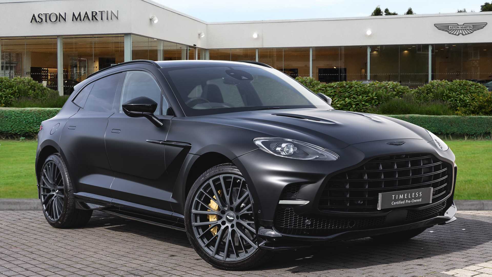 Aston Martin DBX