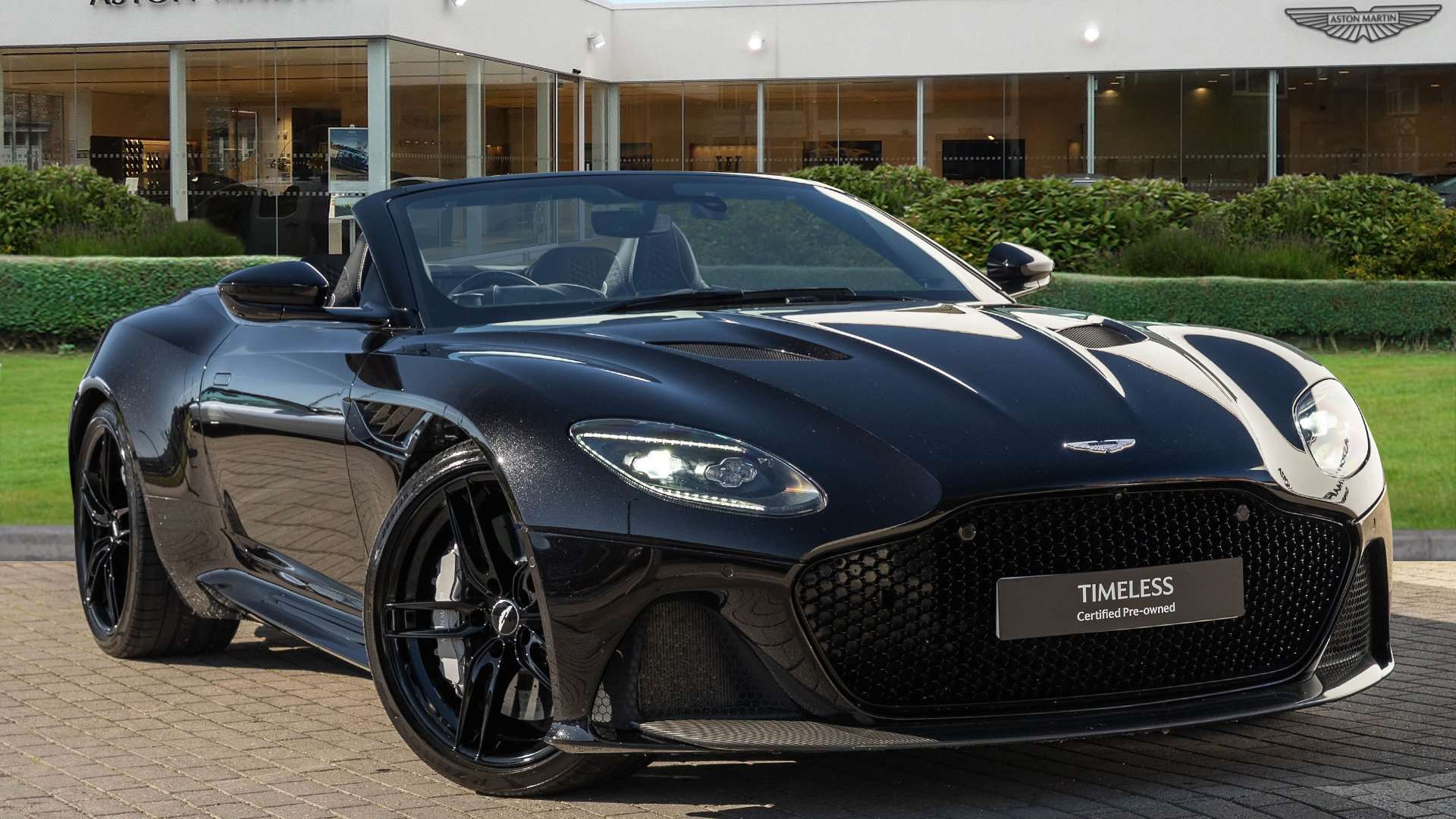 Aston Martin DBS