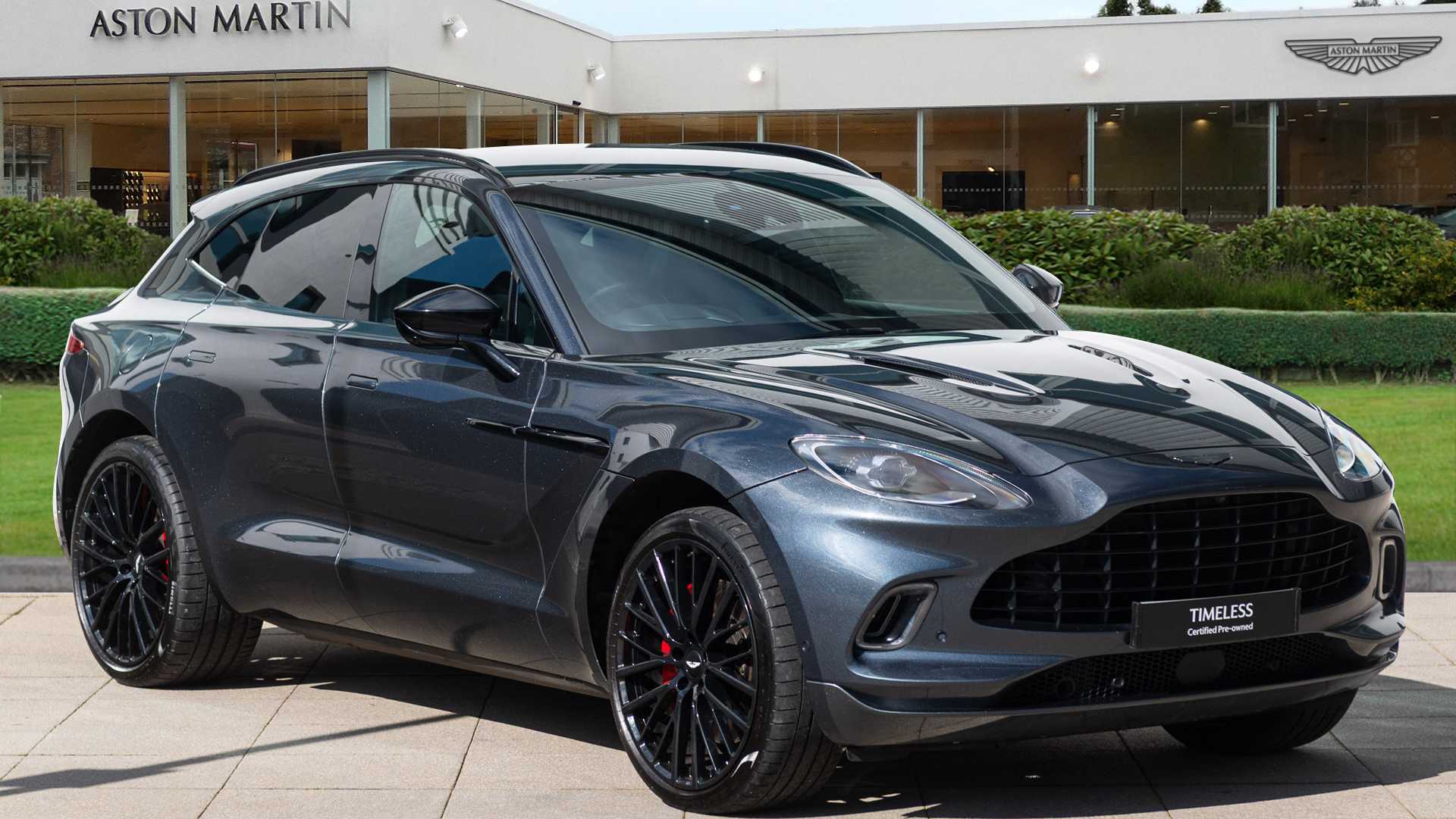 Aston Martin DBX