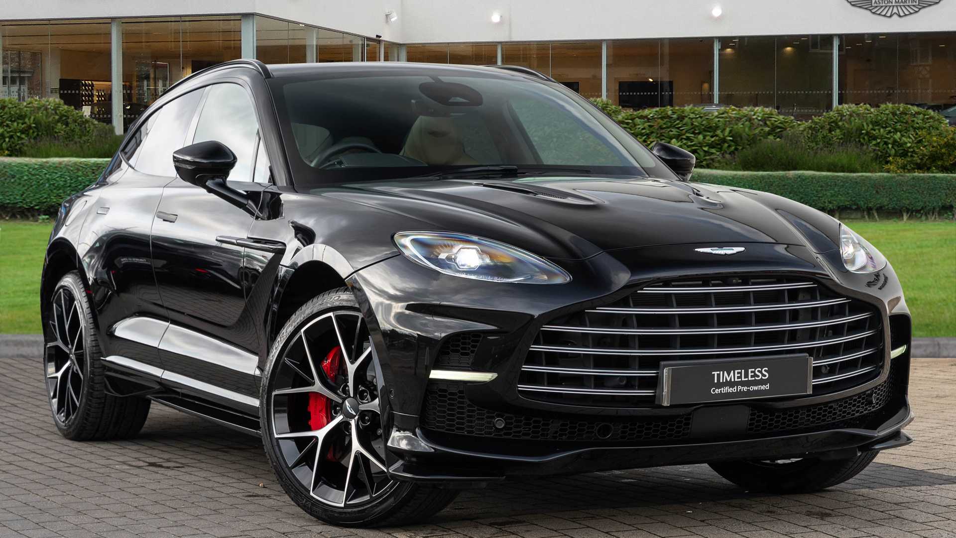 Aston Martin DBX