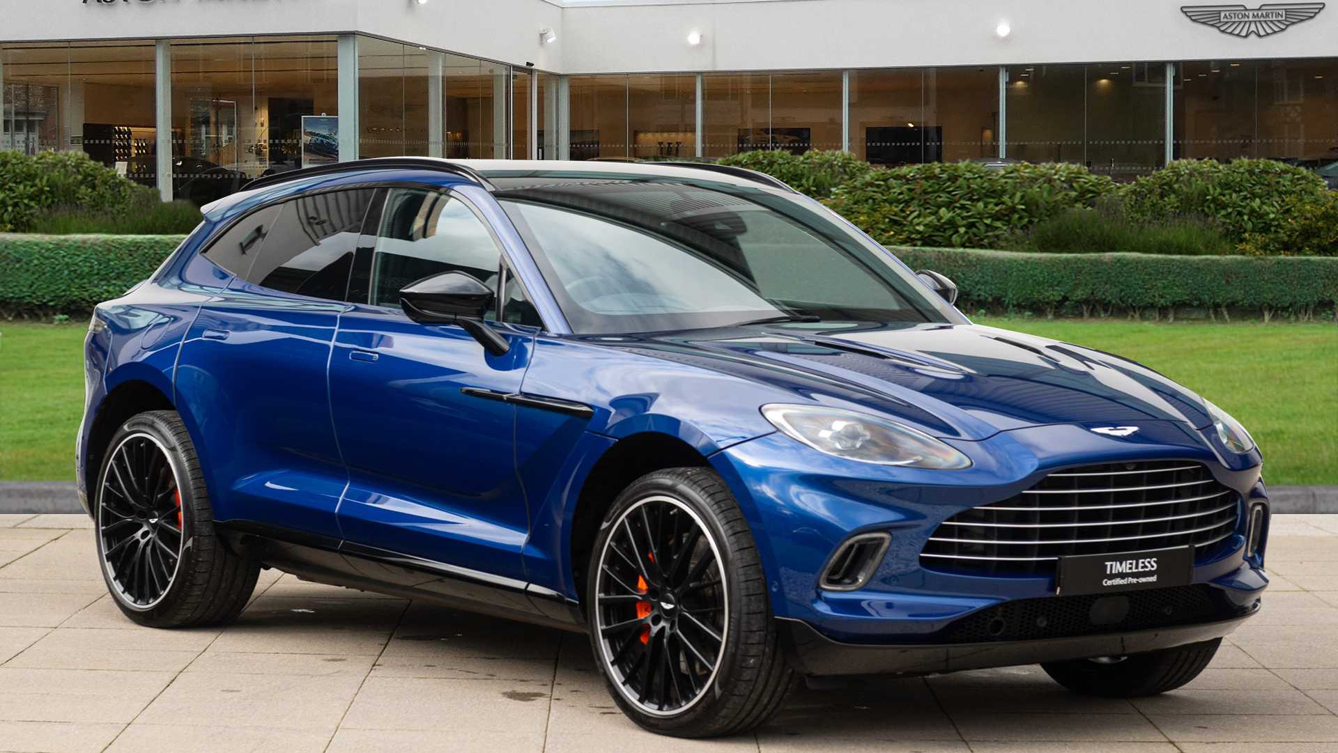 Aston Martin DBX