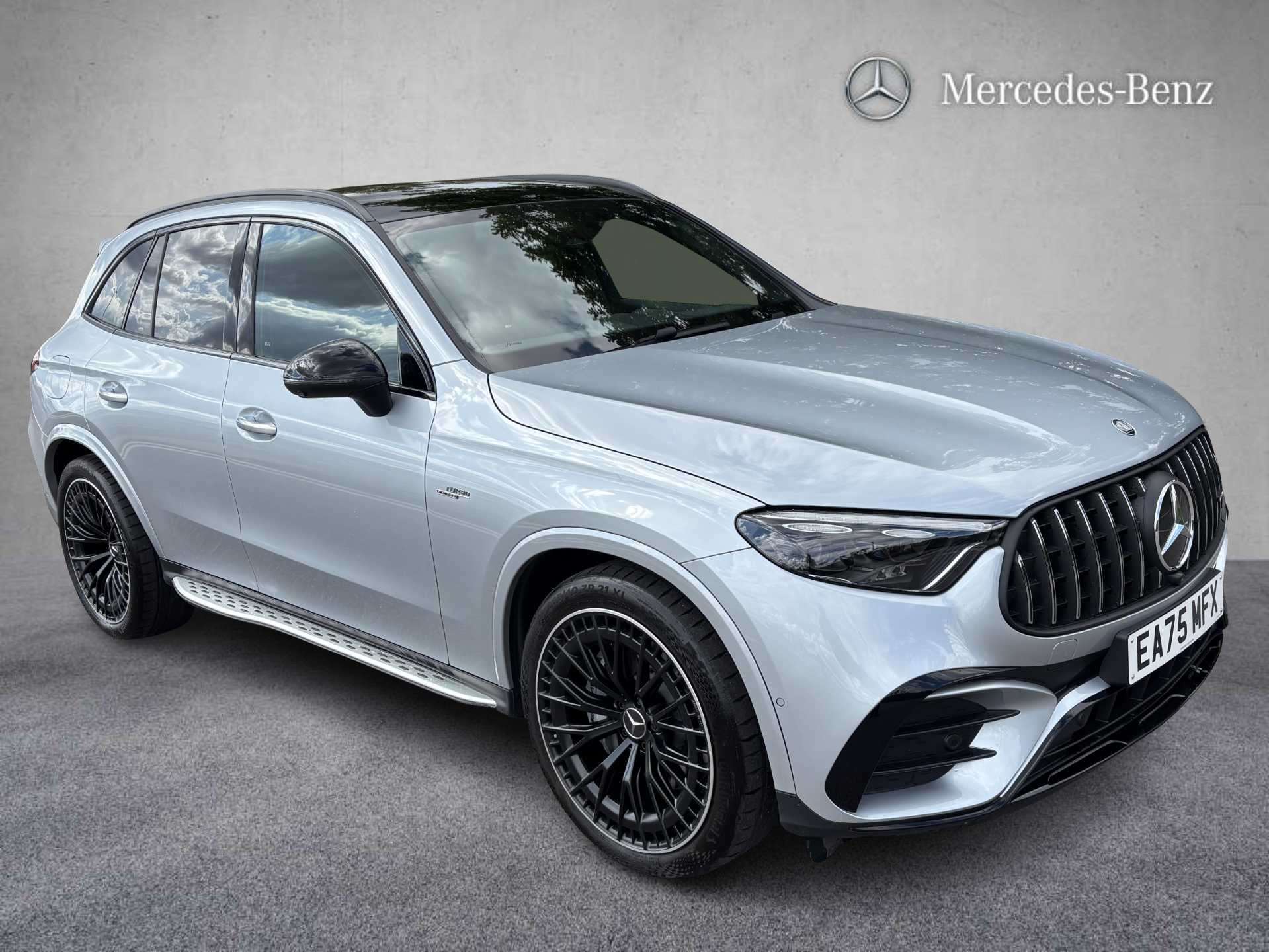 2025 Mercedes-Benz GLC