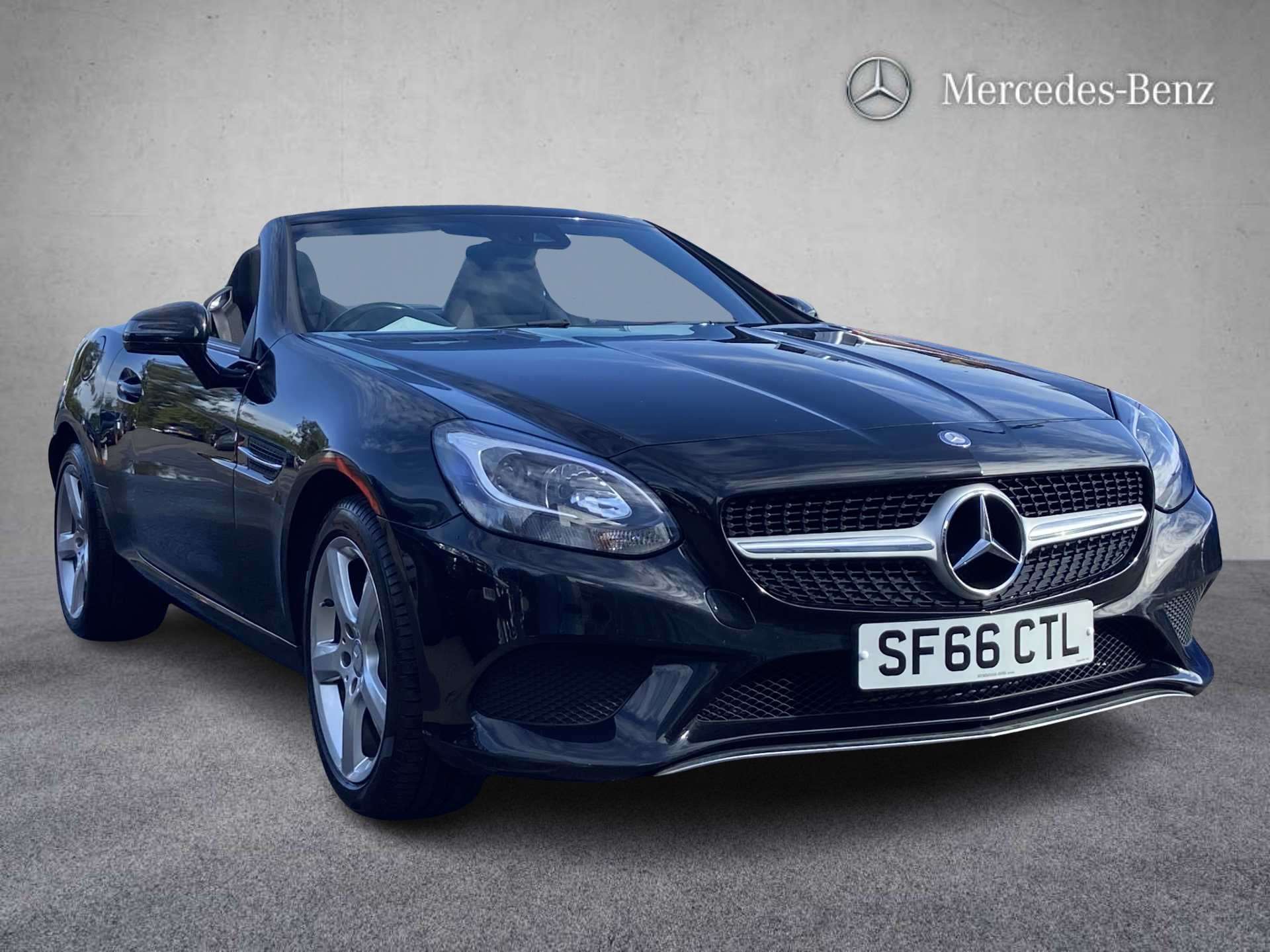 2016 MERCEDES-BENZ SLC