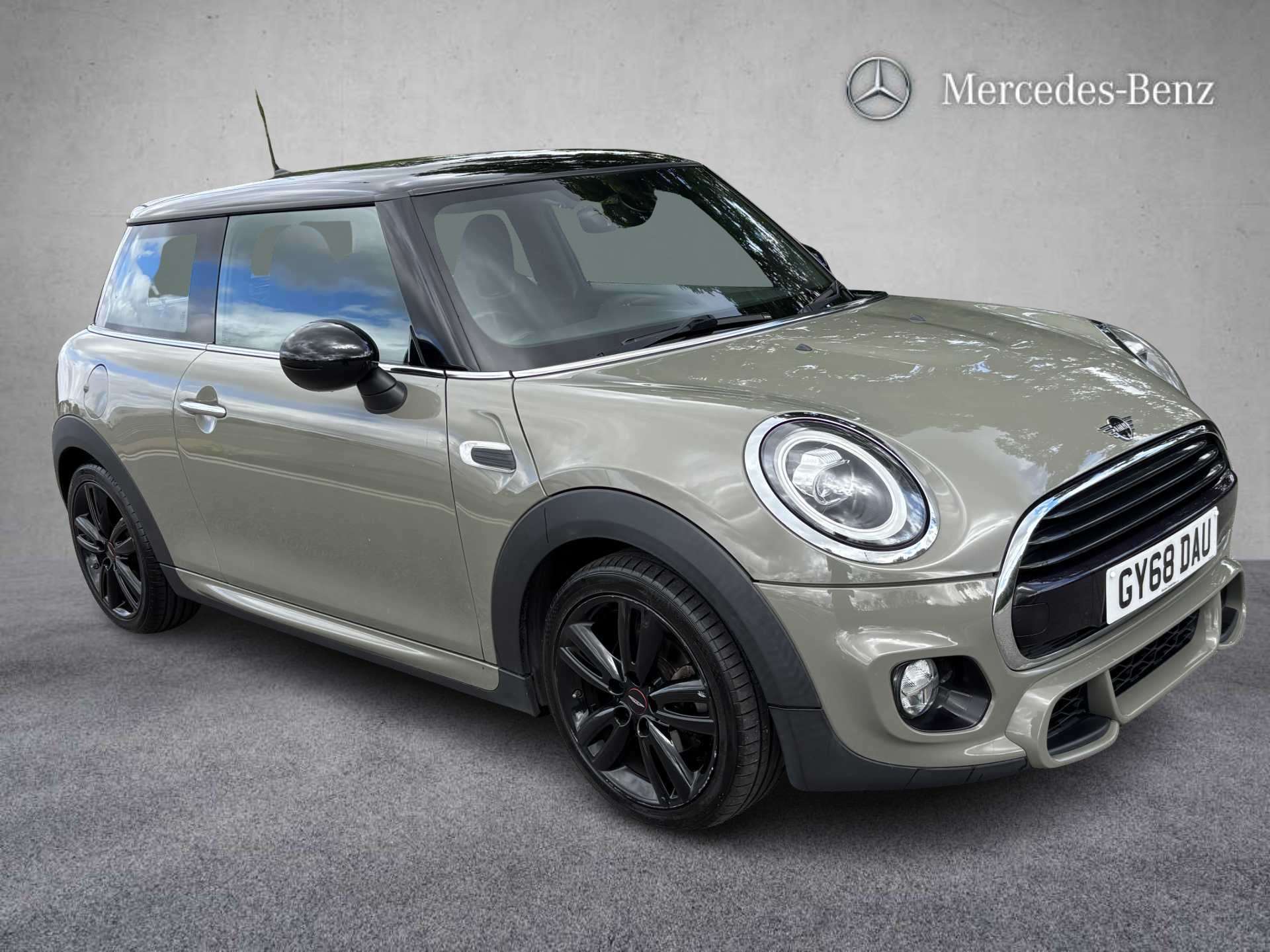 MINI Hatchback