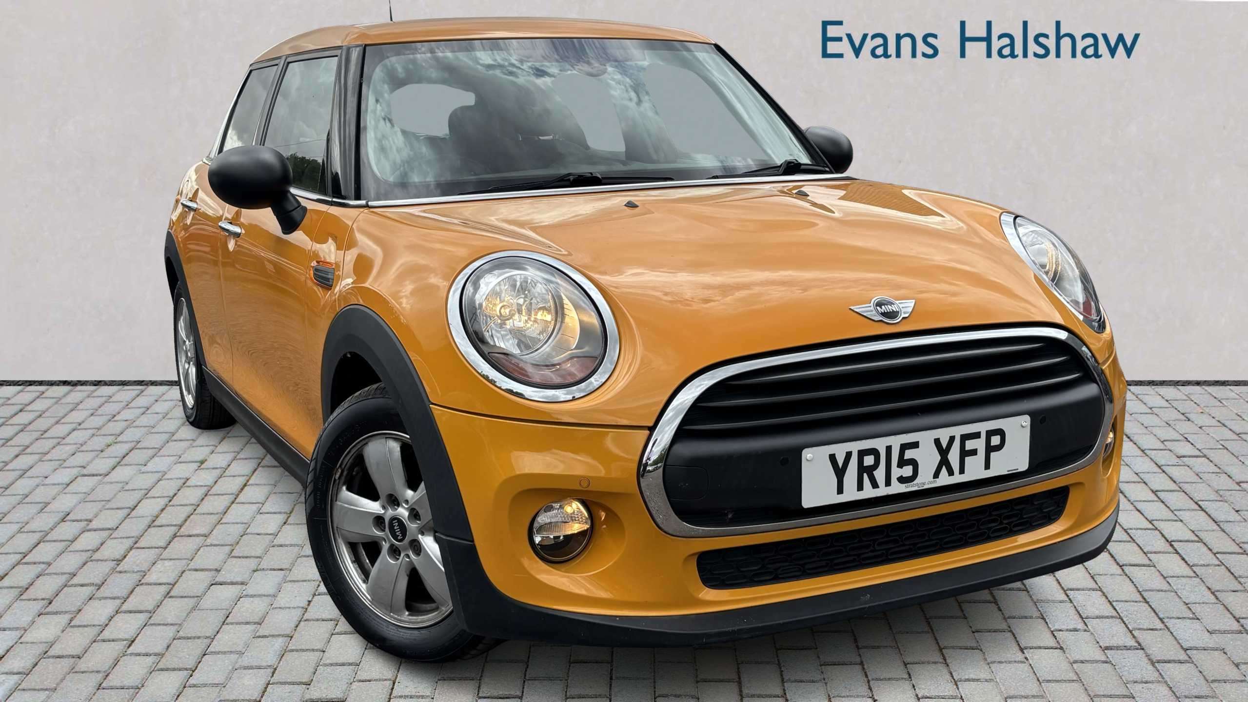 MINI Hatchback