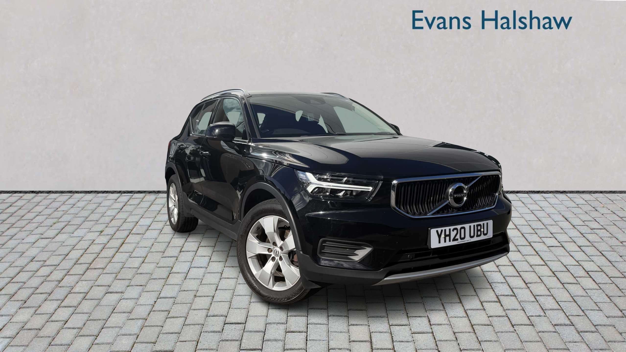2020 Volvo XC40
