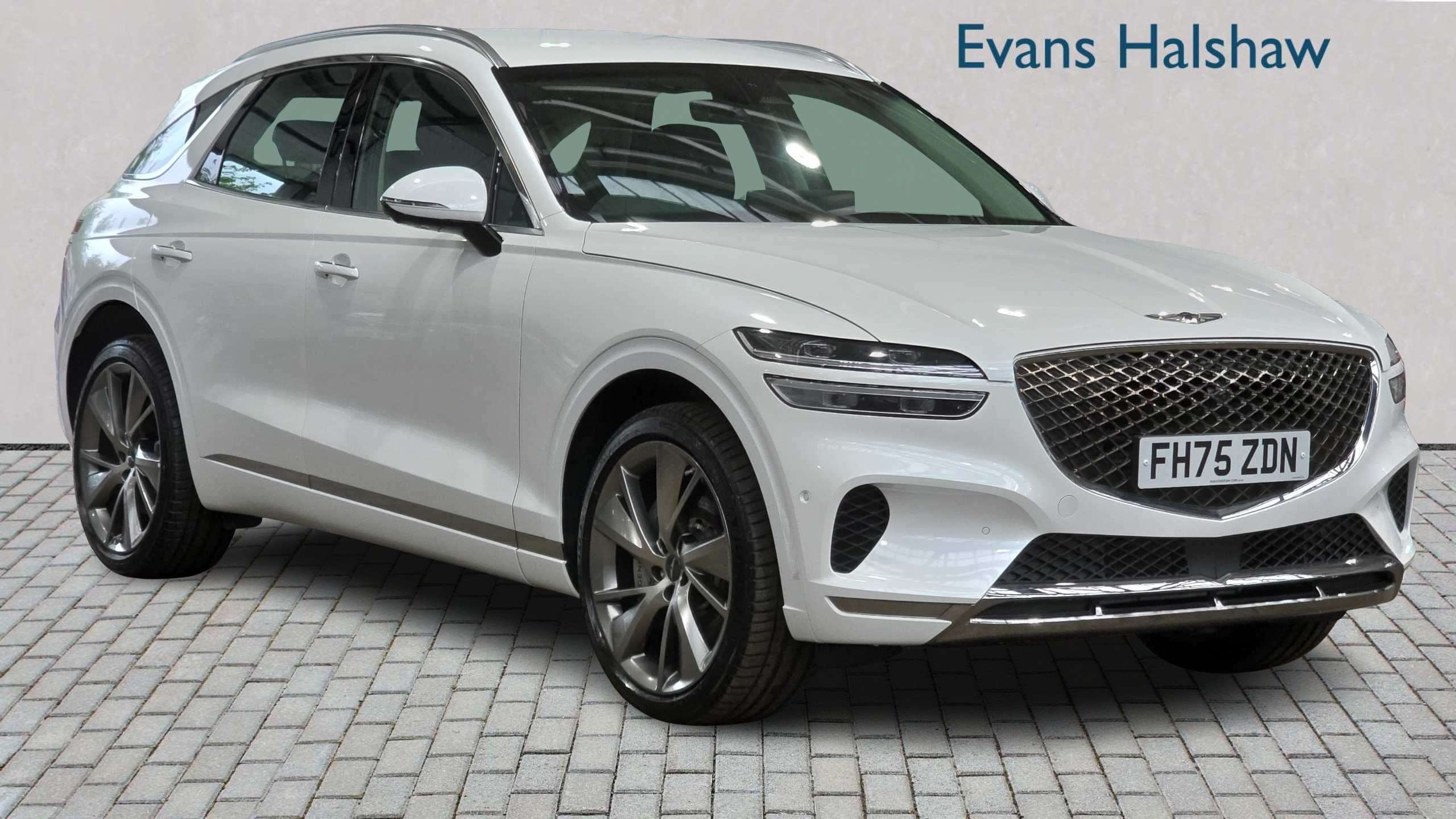 Genesis Gv70