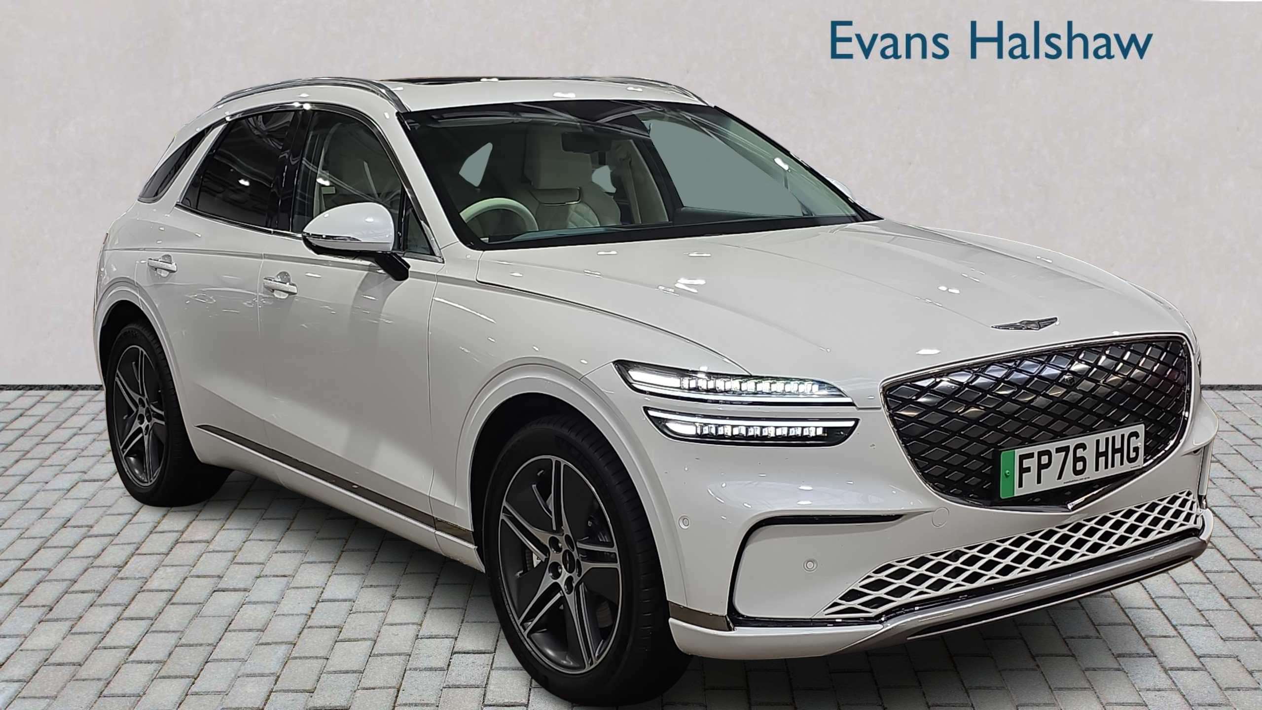 Genesis Gv70
