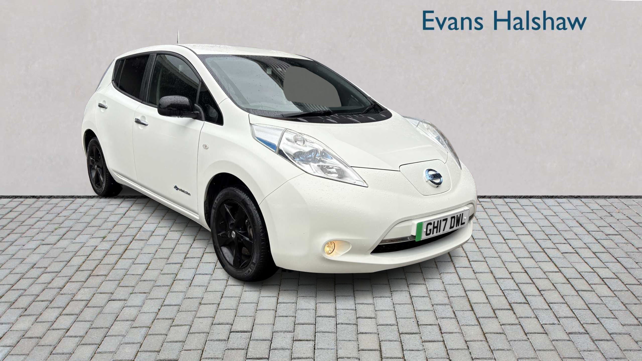 2017 NISSAN LEAF