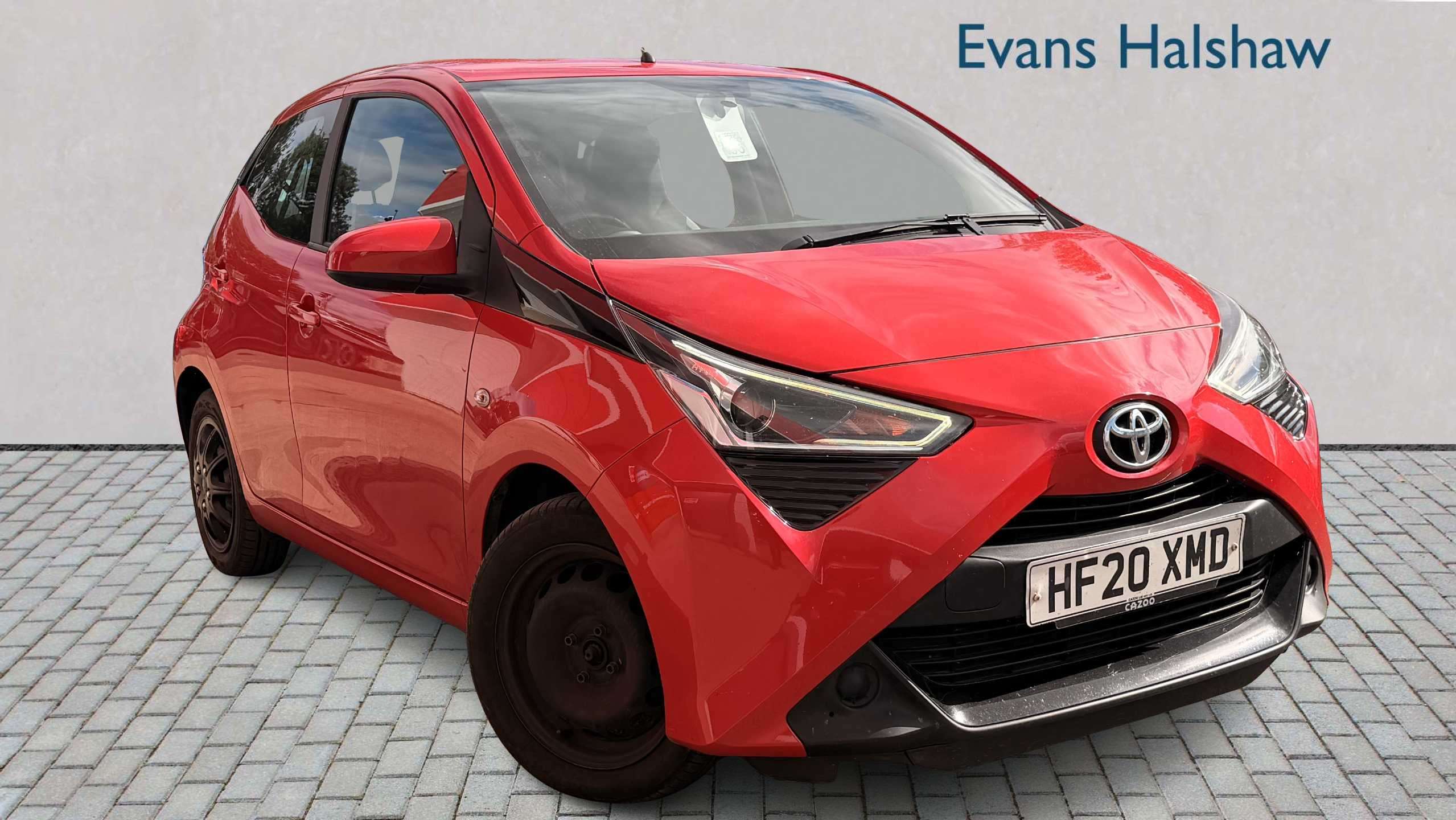 Toyota AYGO listing photo