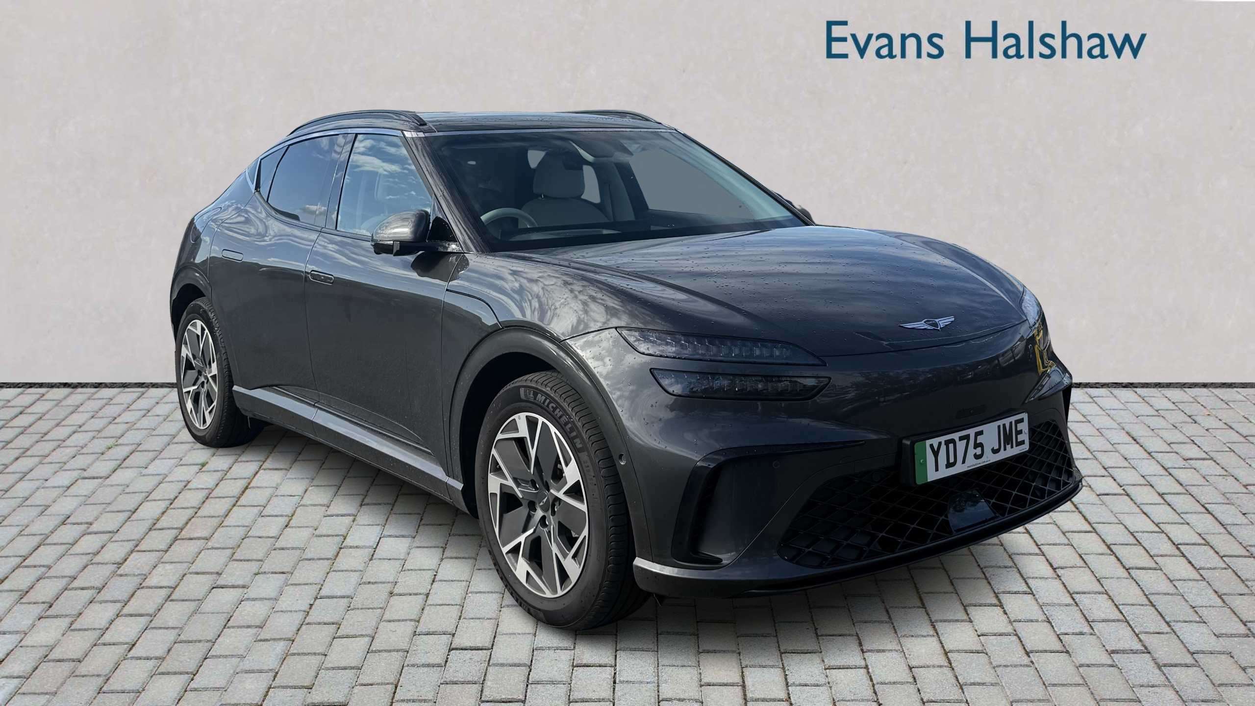 Genesis Gv60