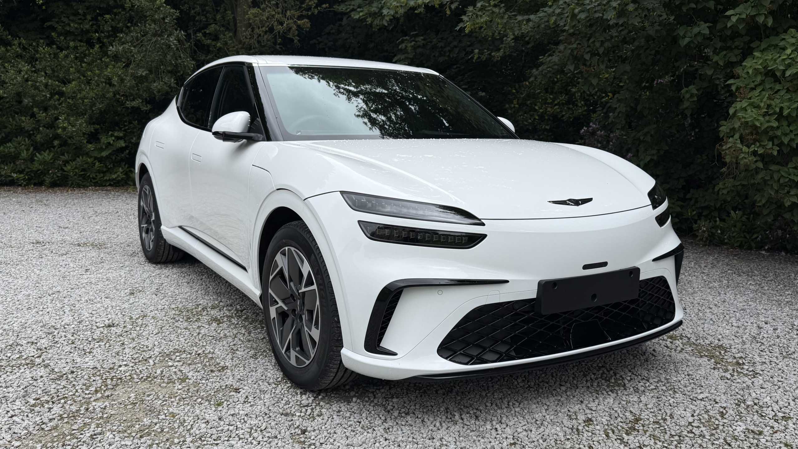 Genesis Gv60