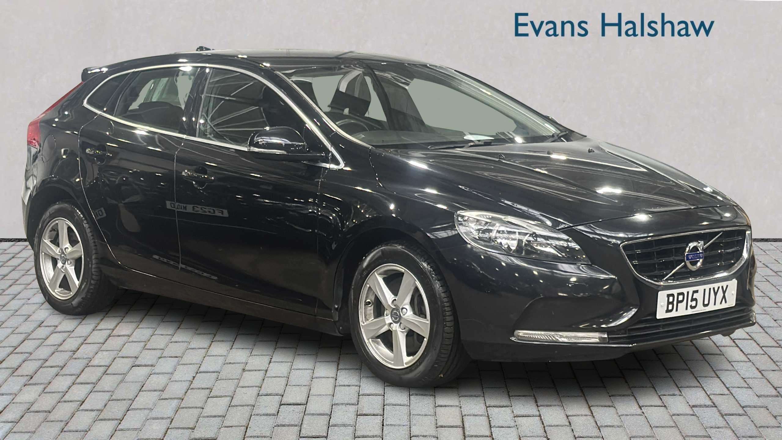 Volvo V40