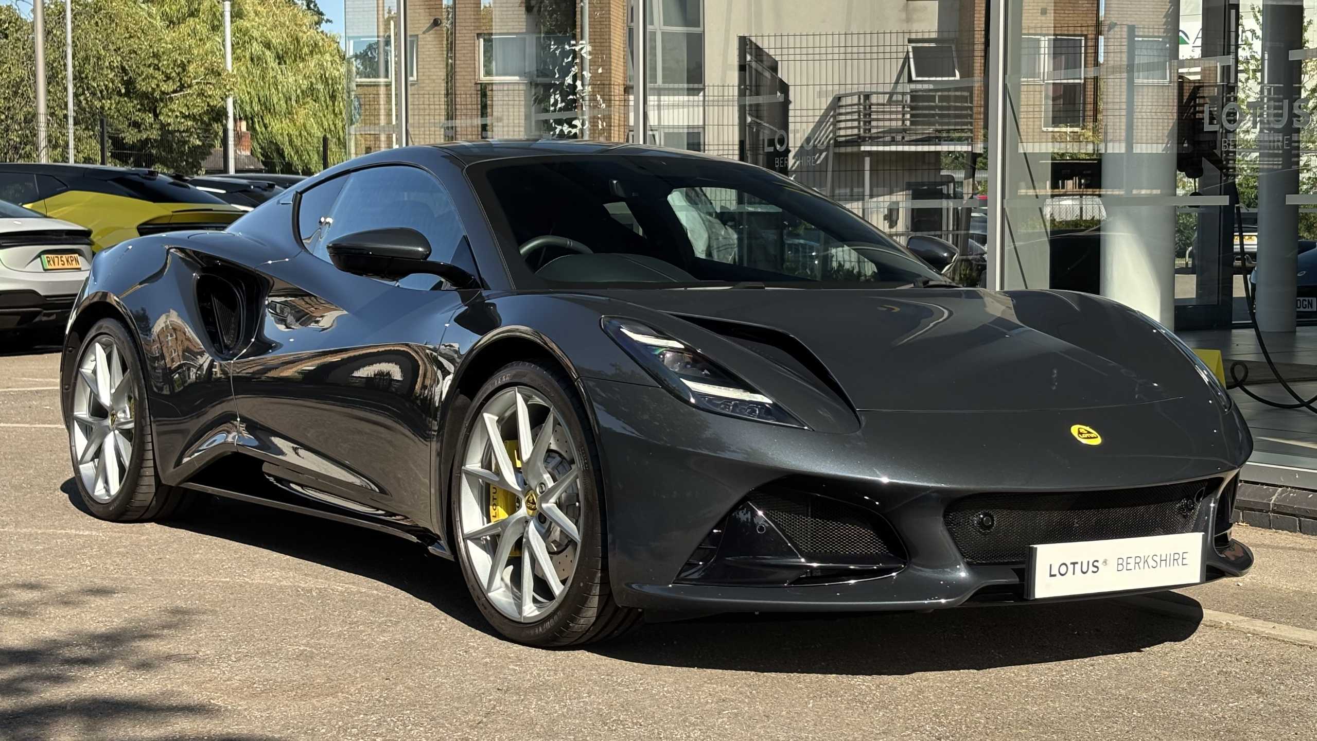 Lotus Emira