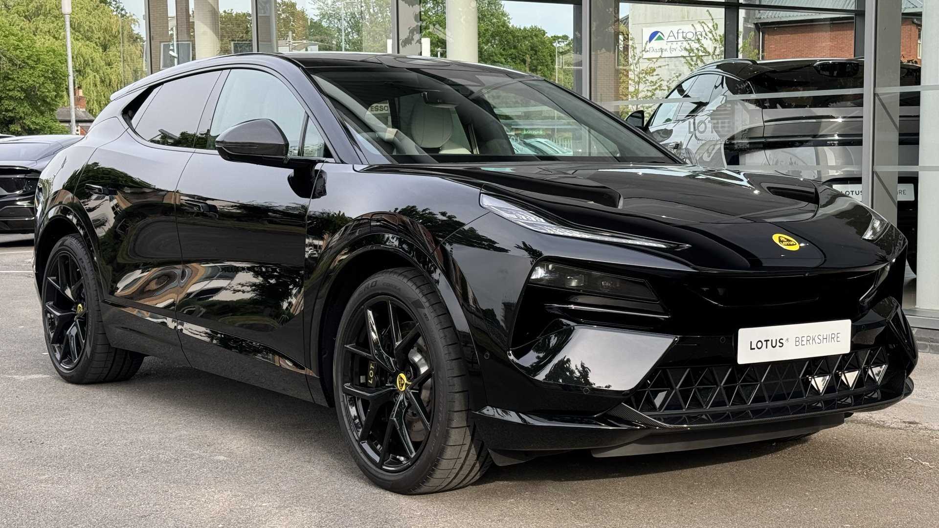 Lotus Eletre