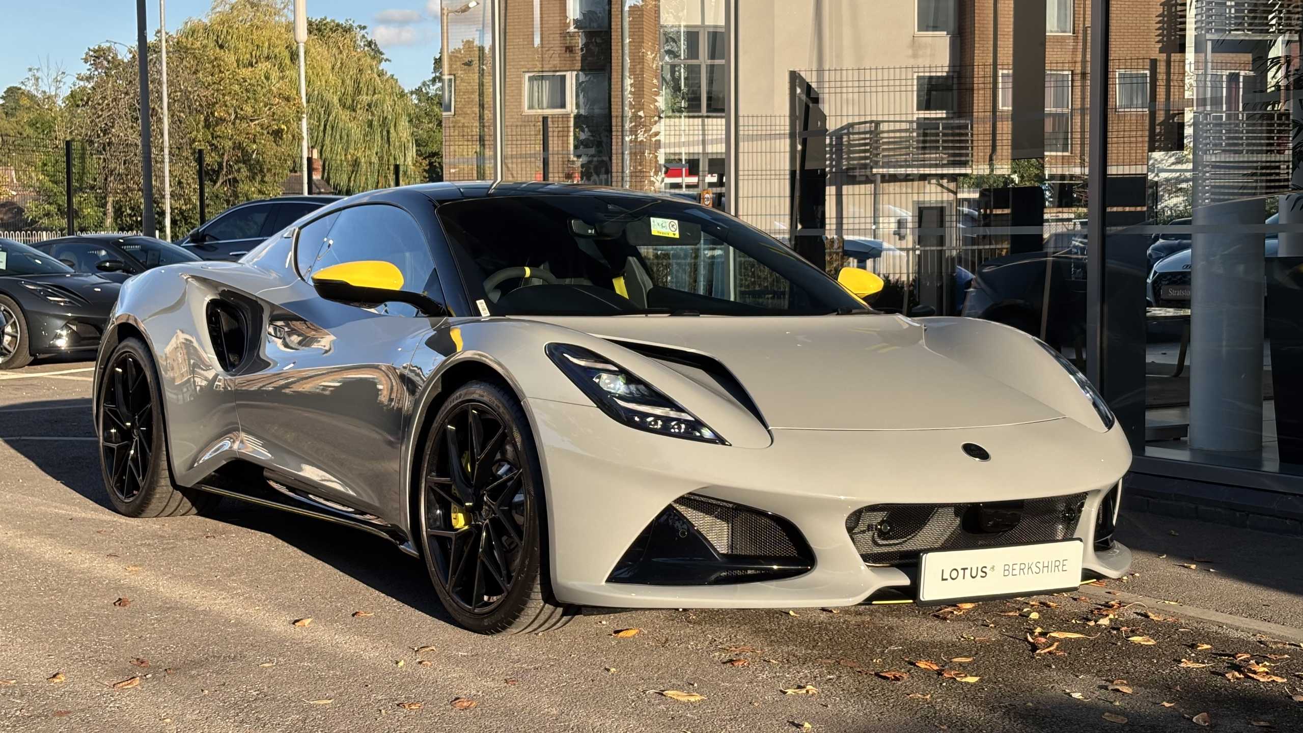Lotus Emira