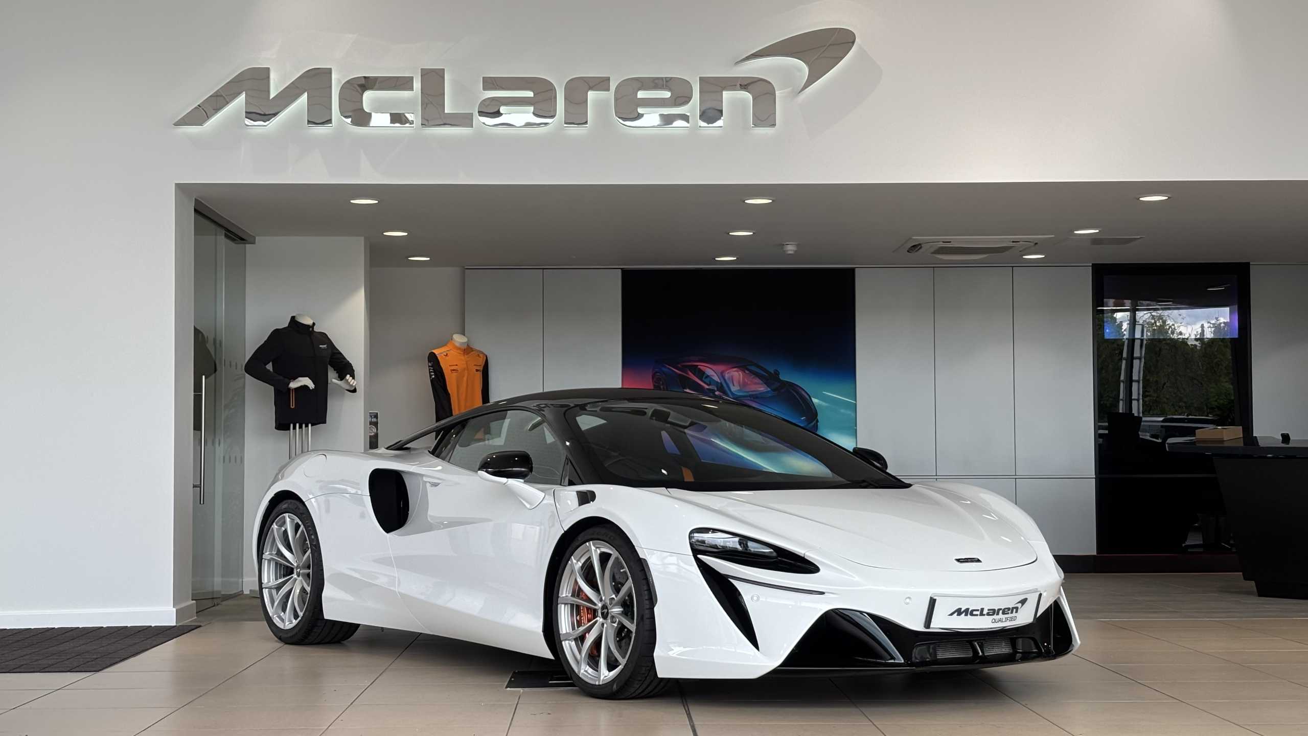 Mclaren Artura