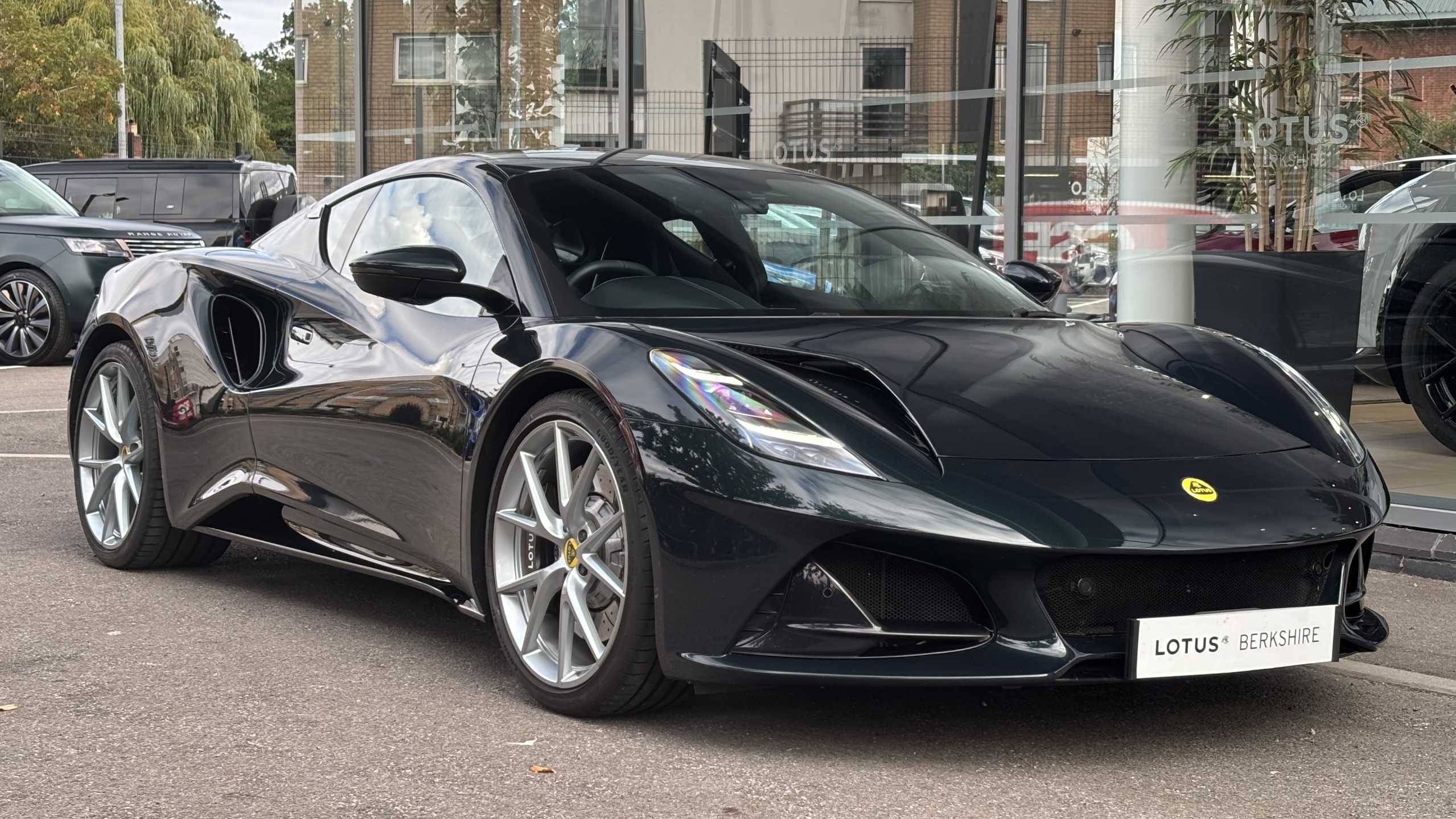 Lotus Emira