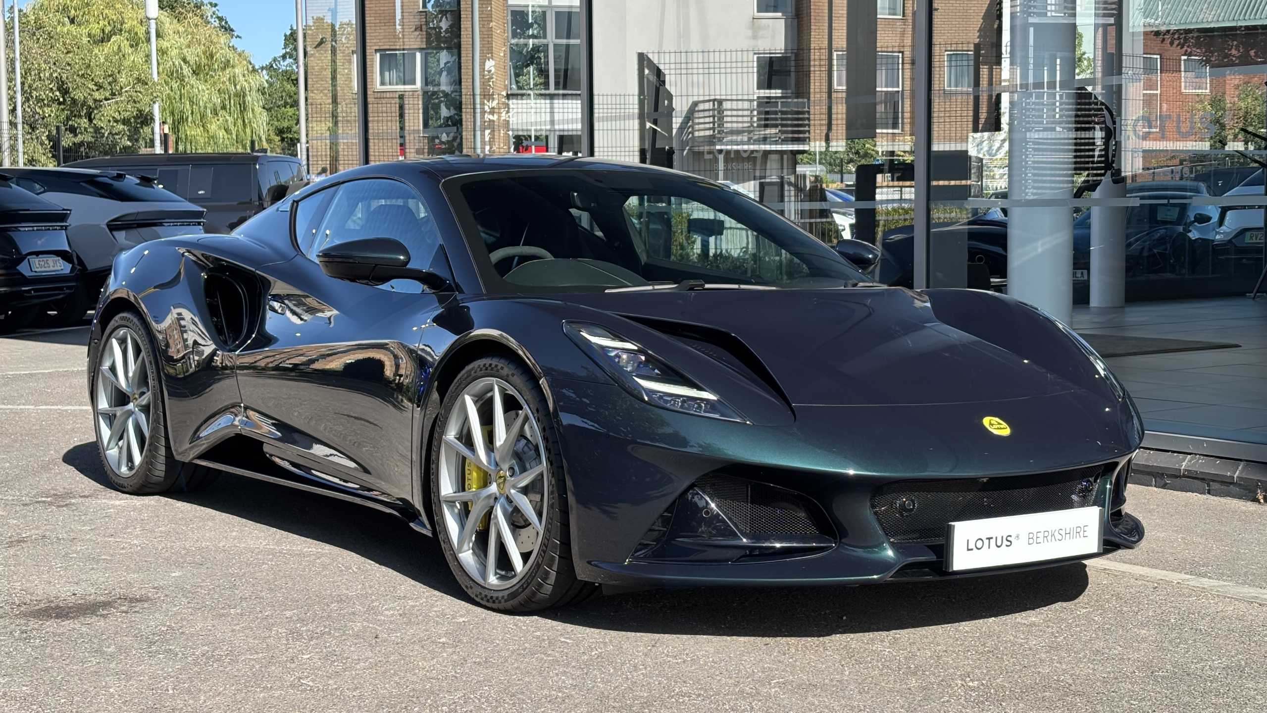 Lotus Emira
