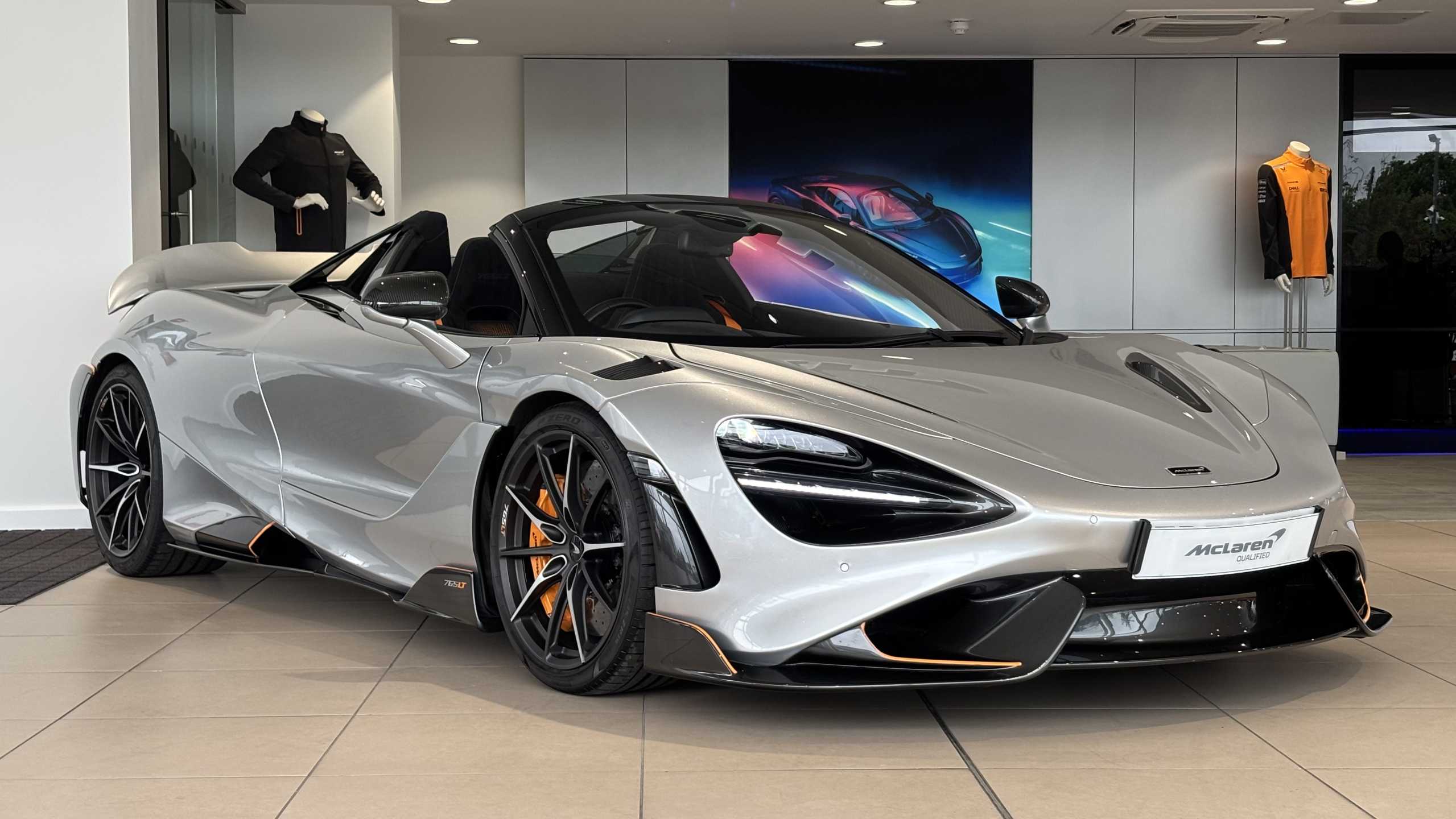 Mclaren 765lt
