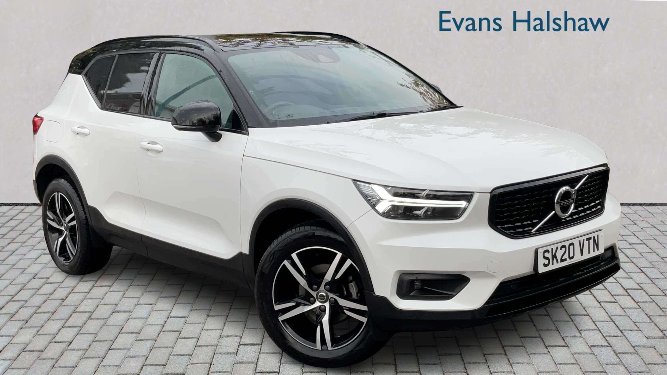 2020 Volvo XC40