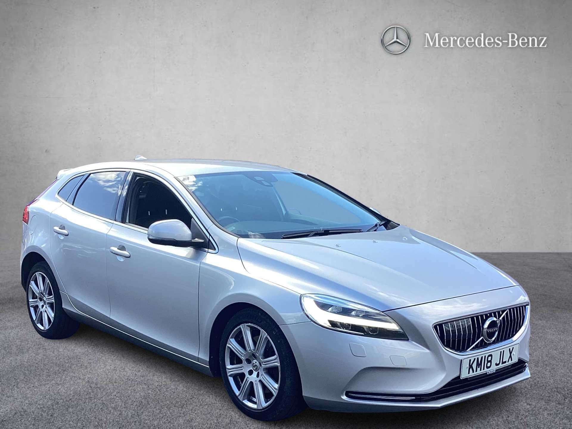 Volvo V40 listing photo