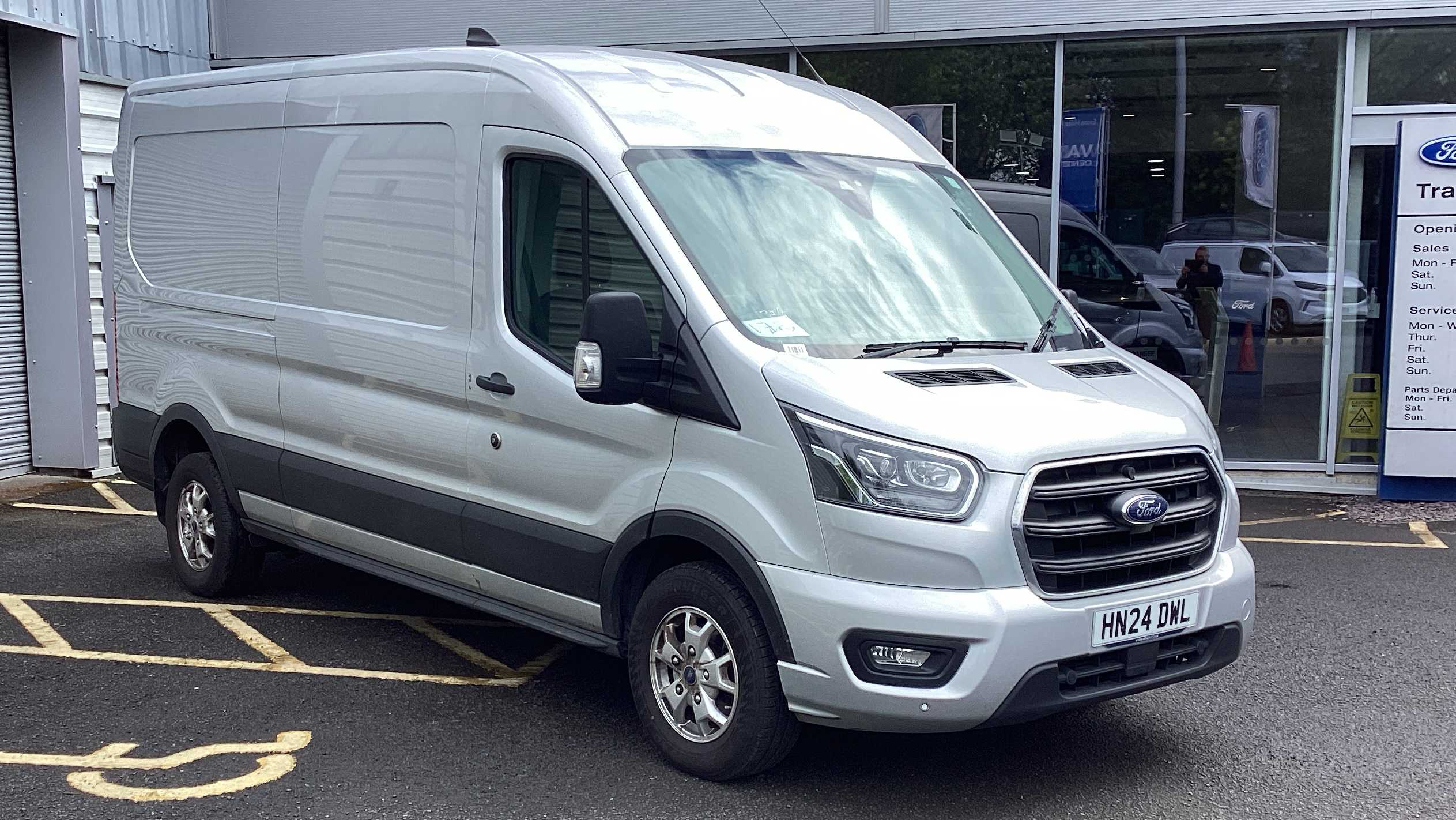 Ford Transit 350 L3 Diesel Fwd