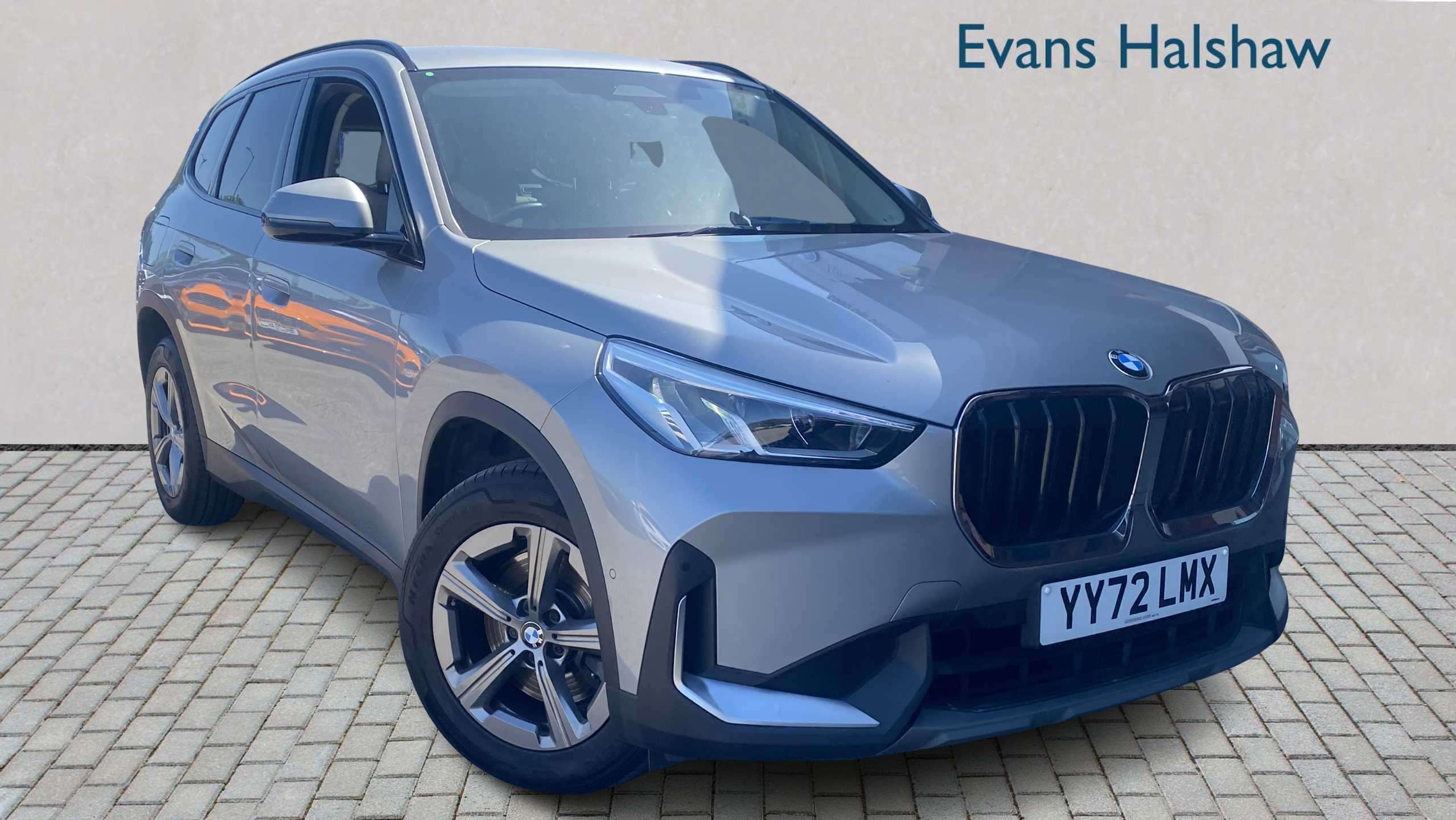 2022 BMW X1