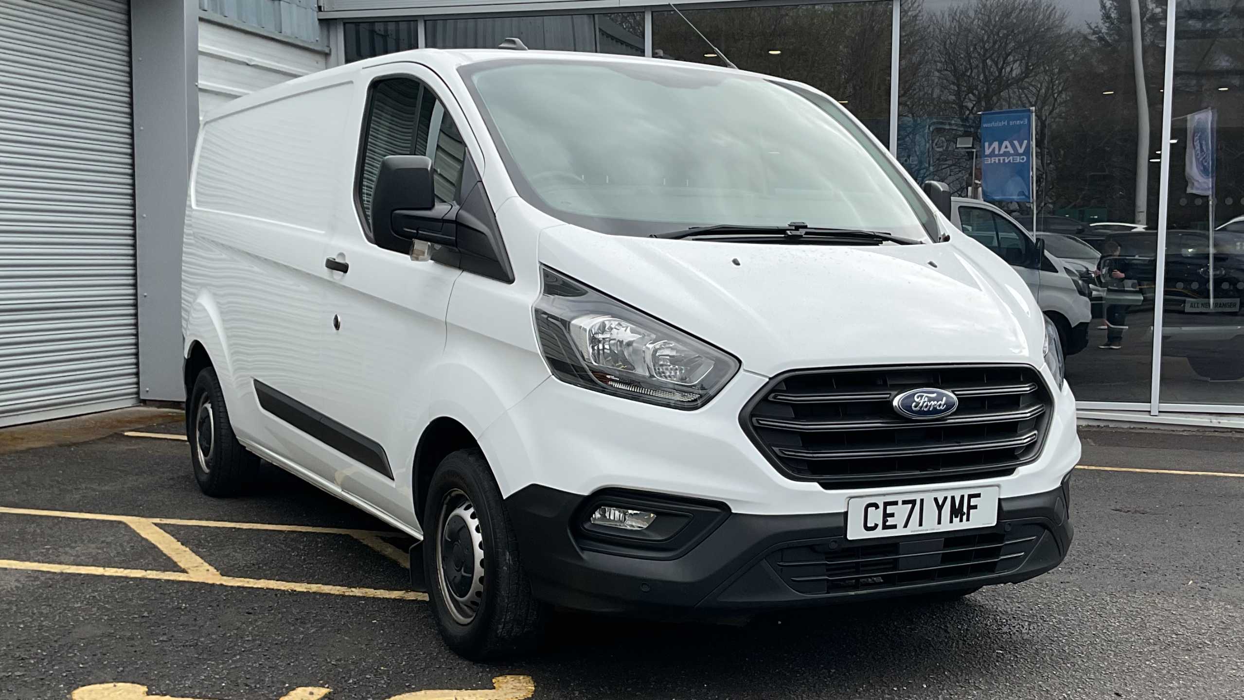 Ford Transit Custom 300 L2 Diesel Fwd