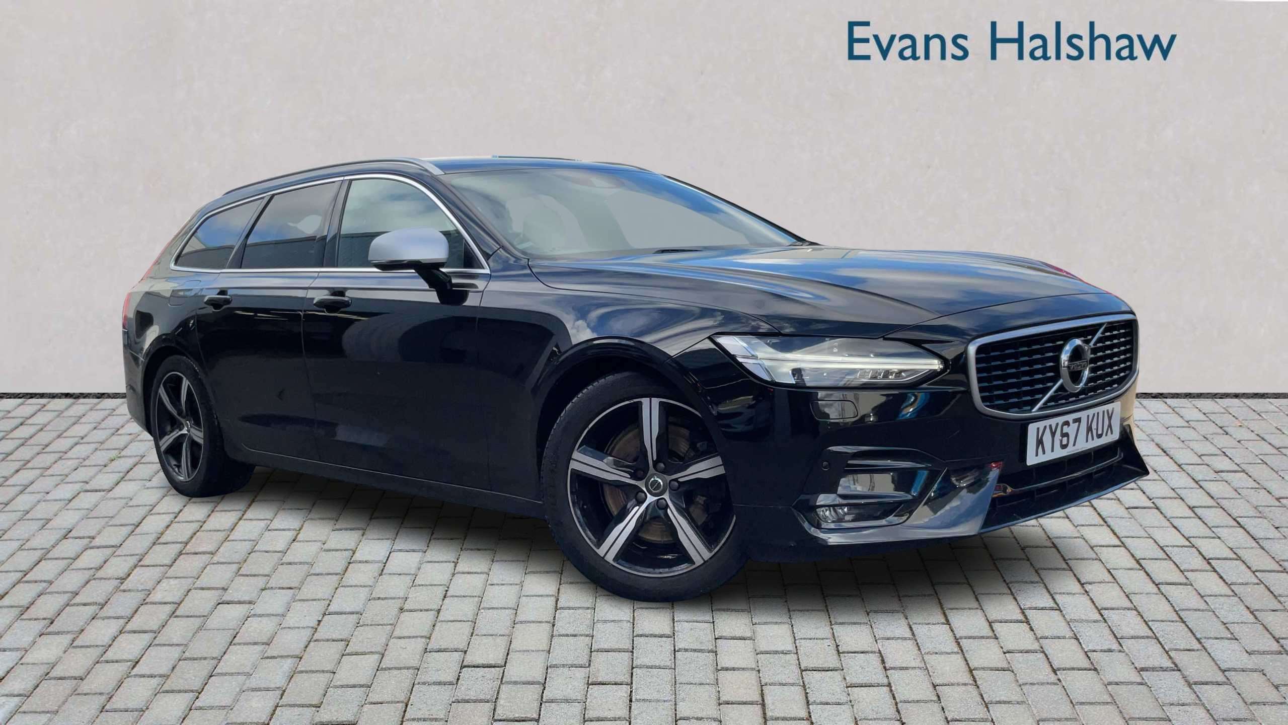 2017 Volvo V90