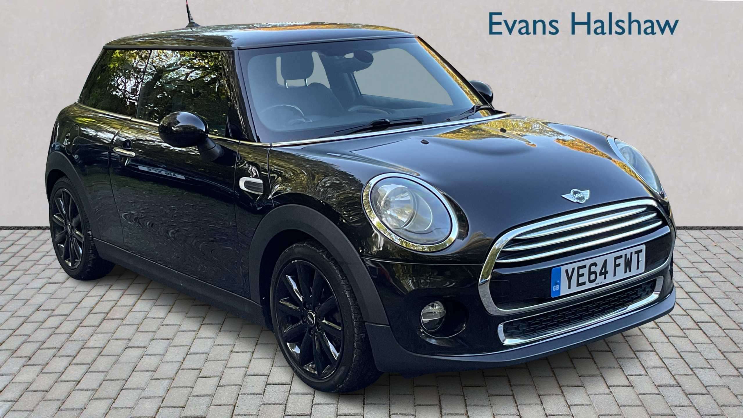 MINI Hatchback
