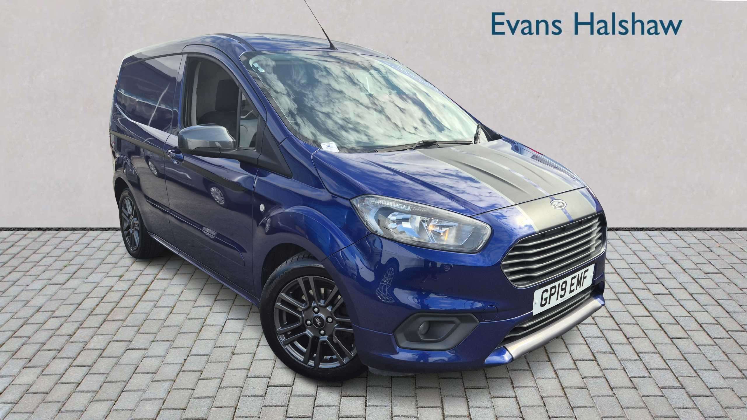 Ford Transit Courier Petrol