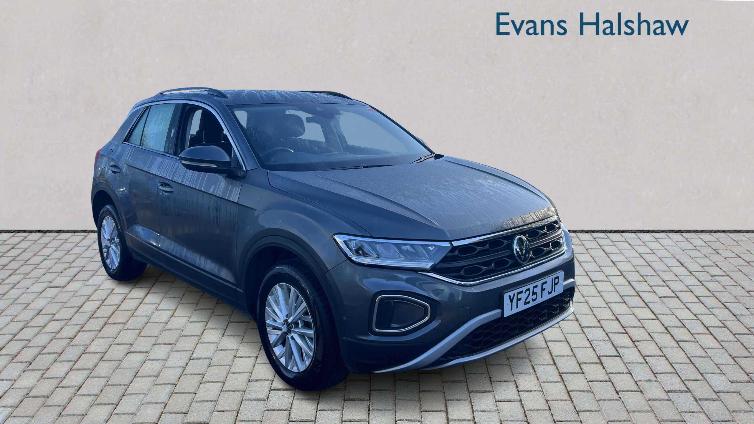2025 Volkswagen T-Roc