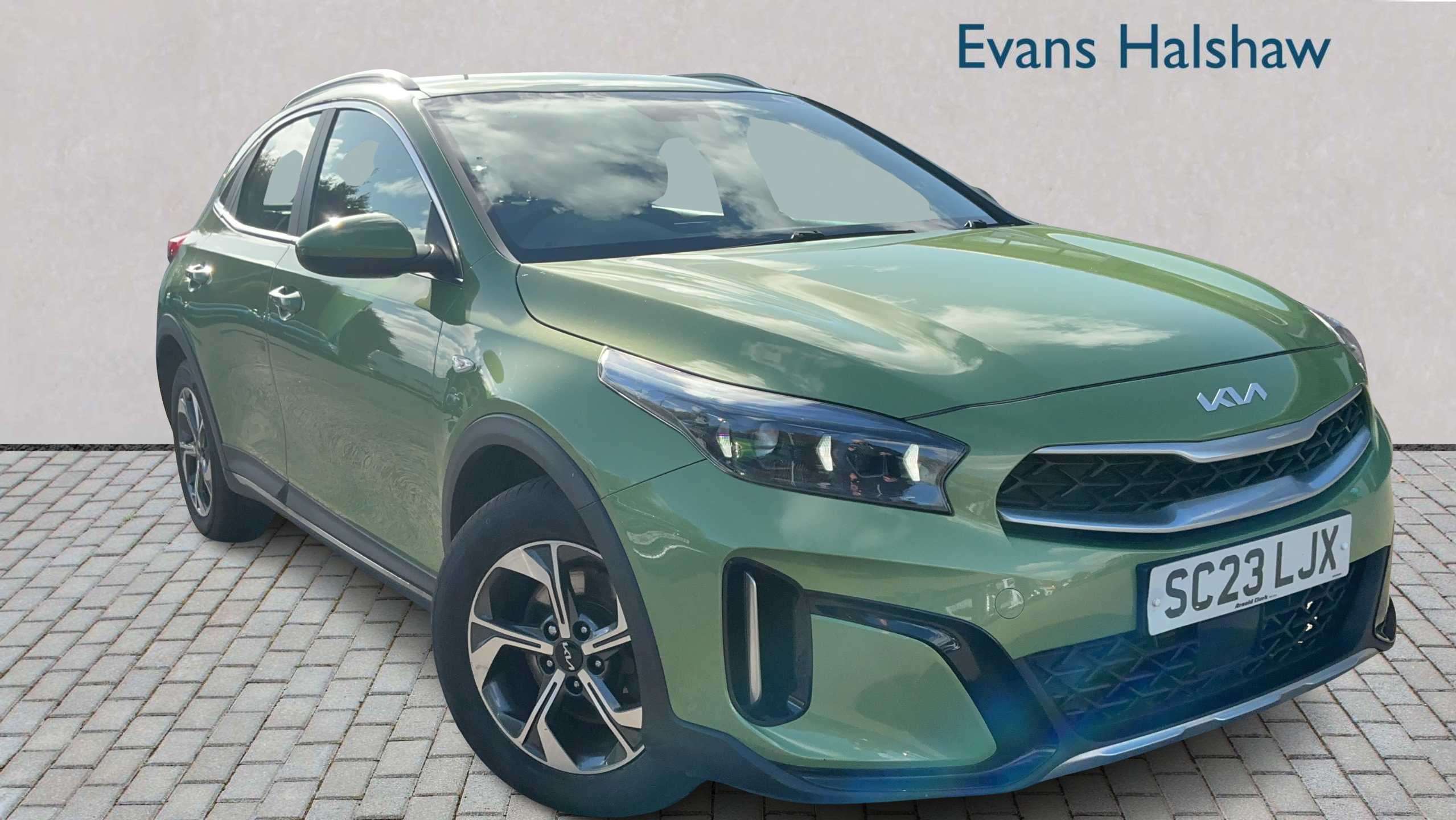 2023 KIA XCeed