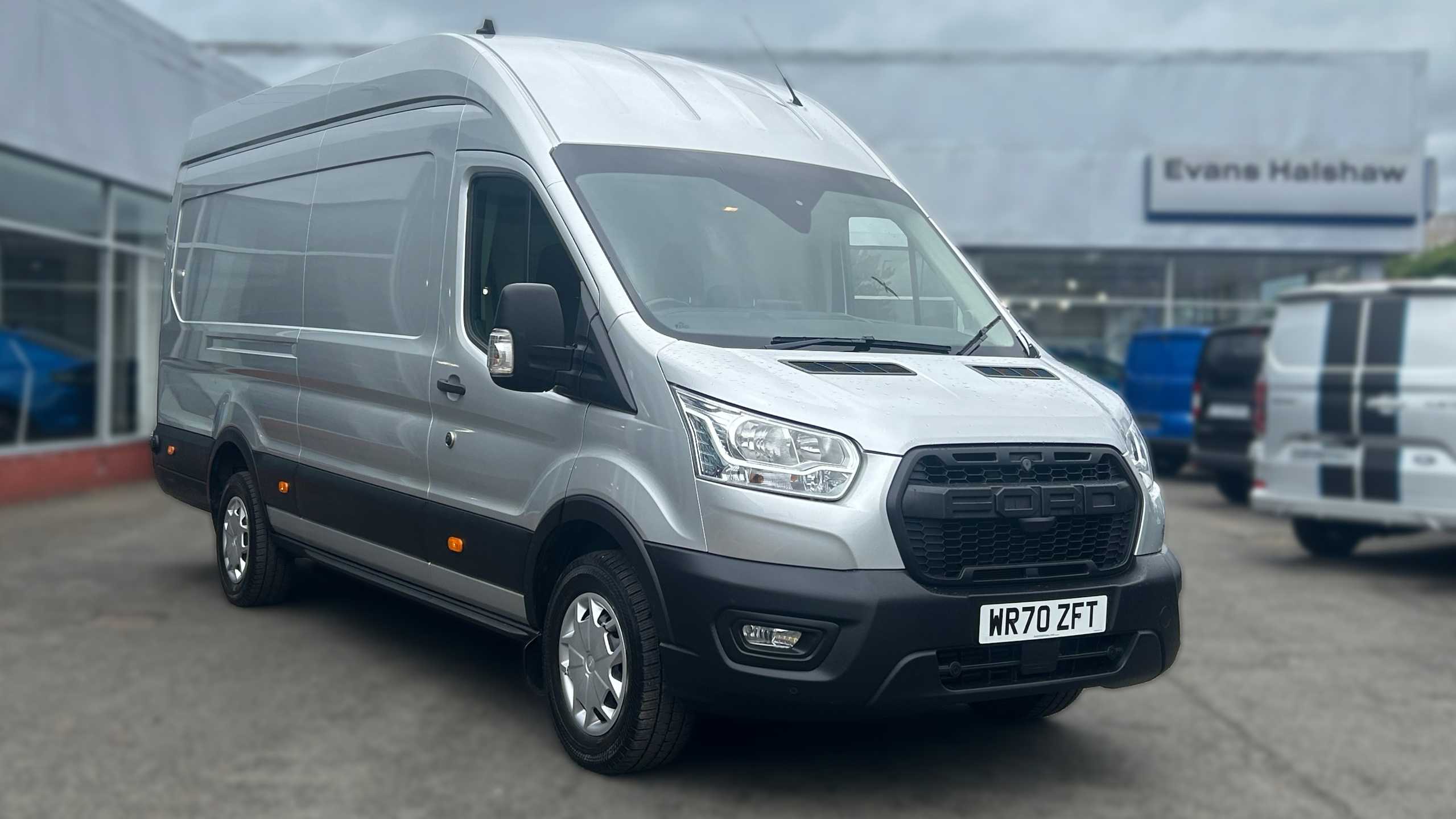 Ford Transit 350 L4 Diesel Rwd