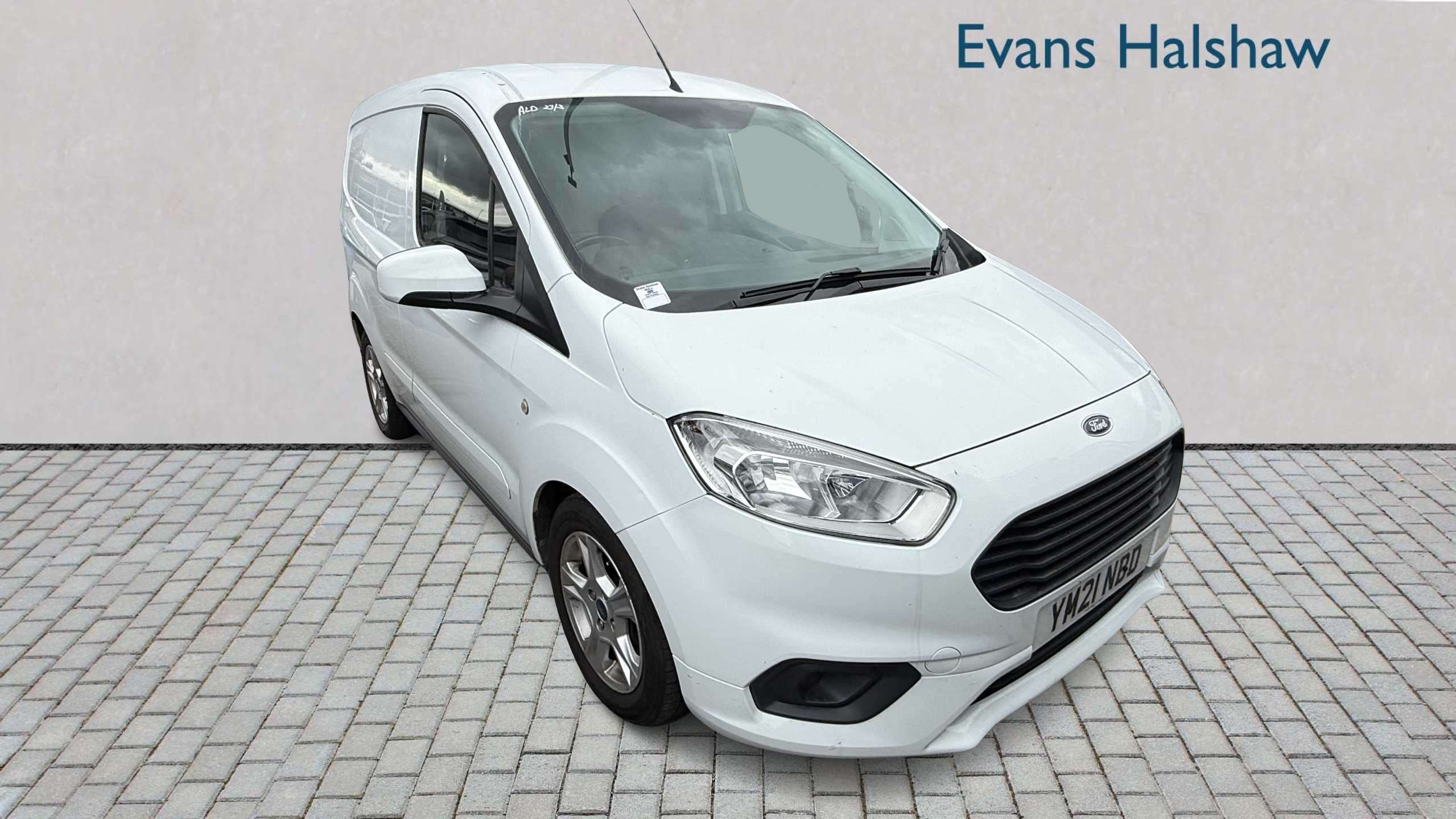 Ford Transit Courier Petrol