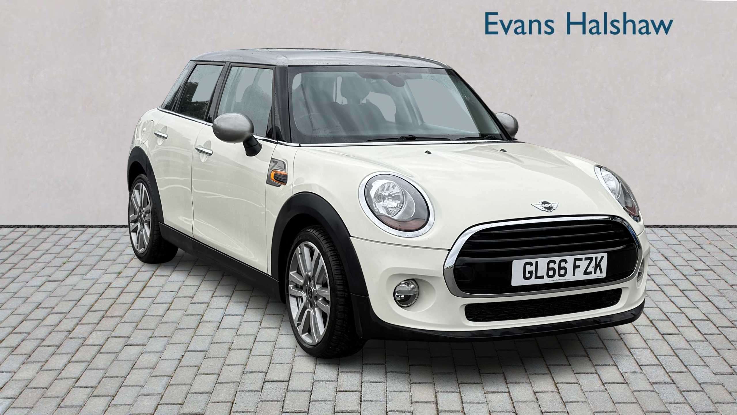 MINI Hatchback