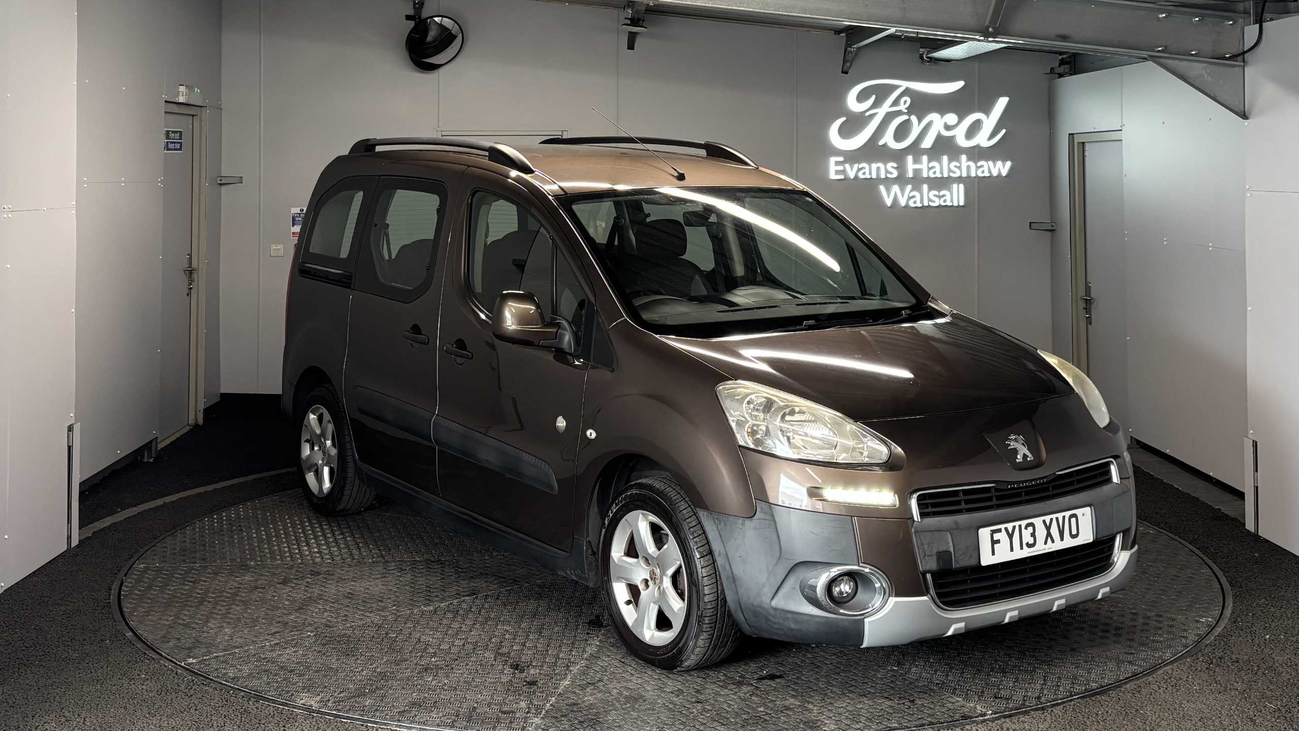 Peugeot Partner Tepee listing photo
