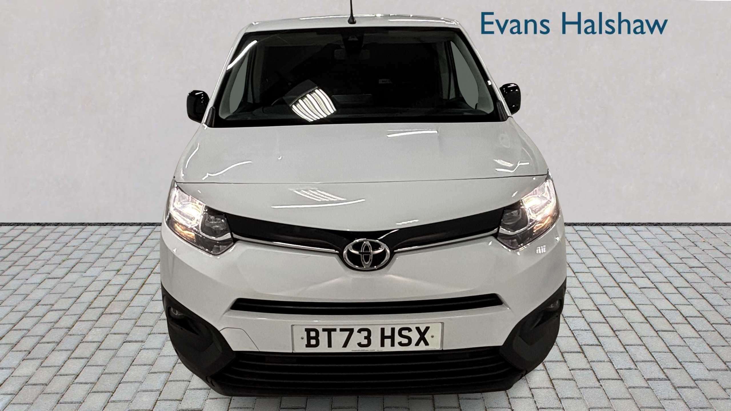 2023 TOYOTA PROACE CITY
