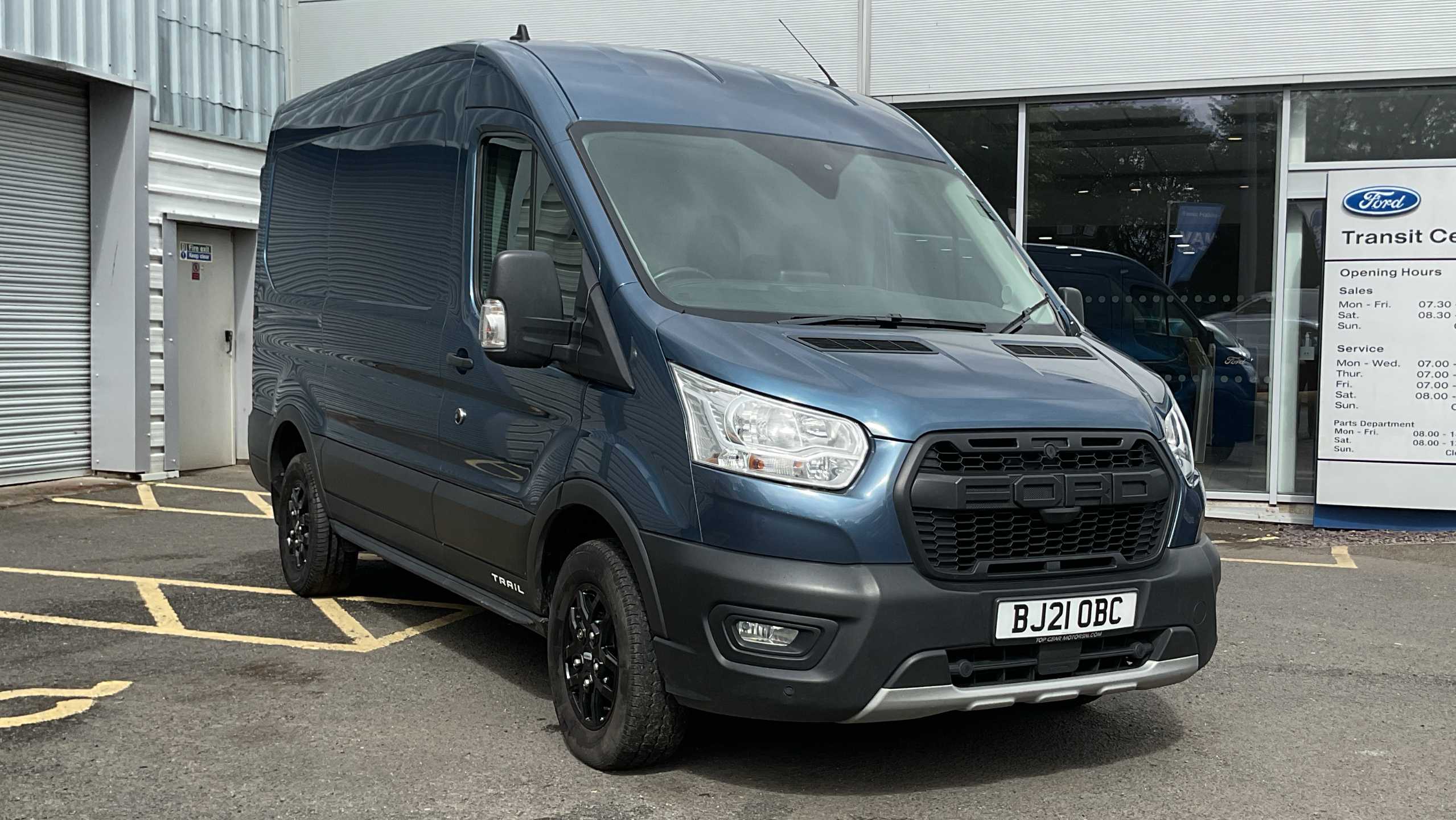 Ford Transit 350 L2 Diesel Awd