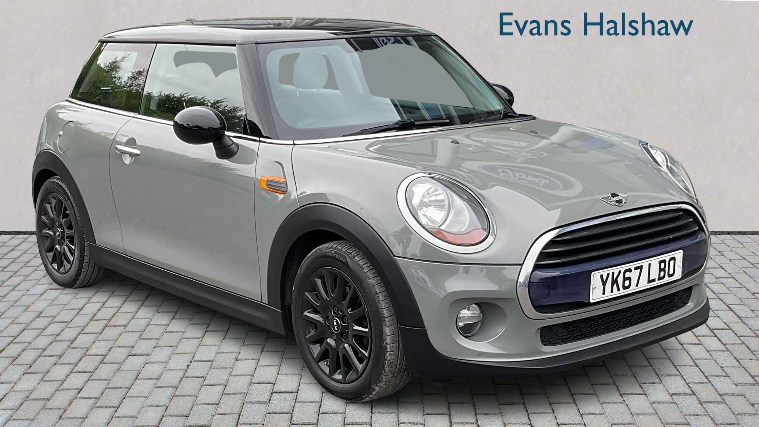 MINI Hatchback