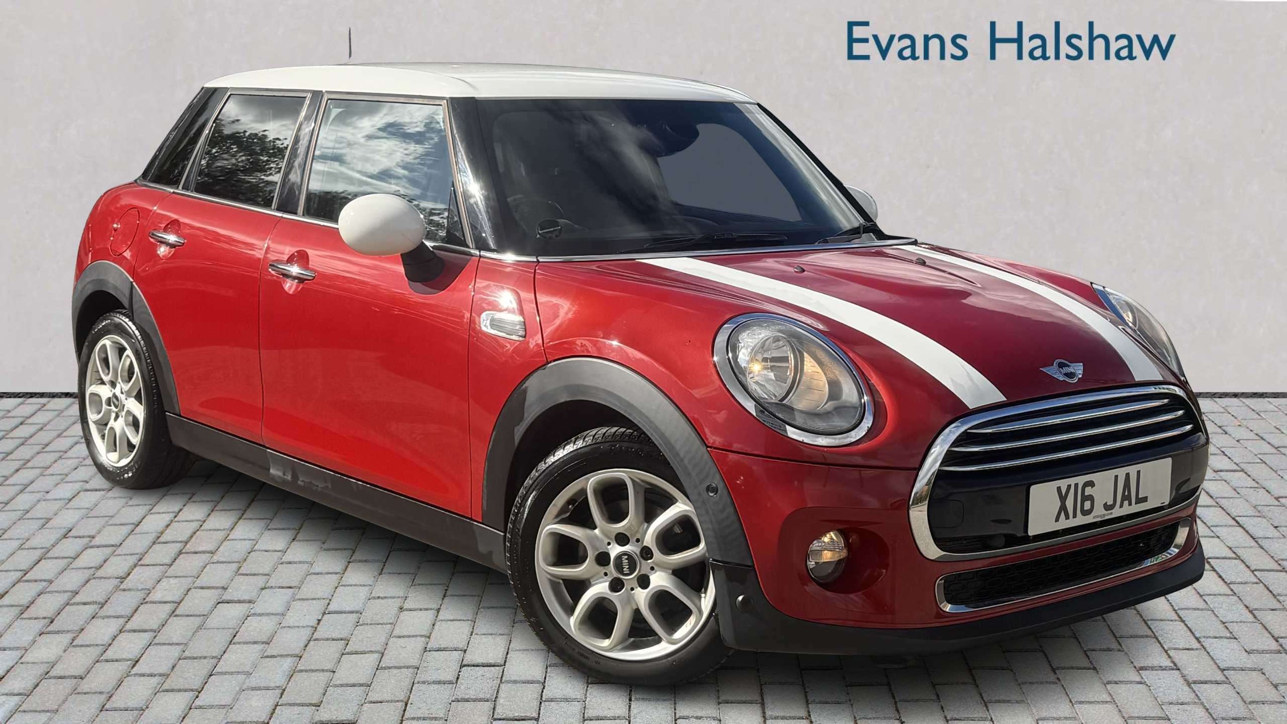 MINI Hatchback