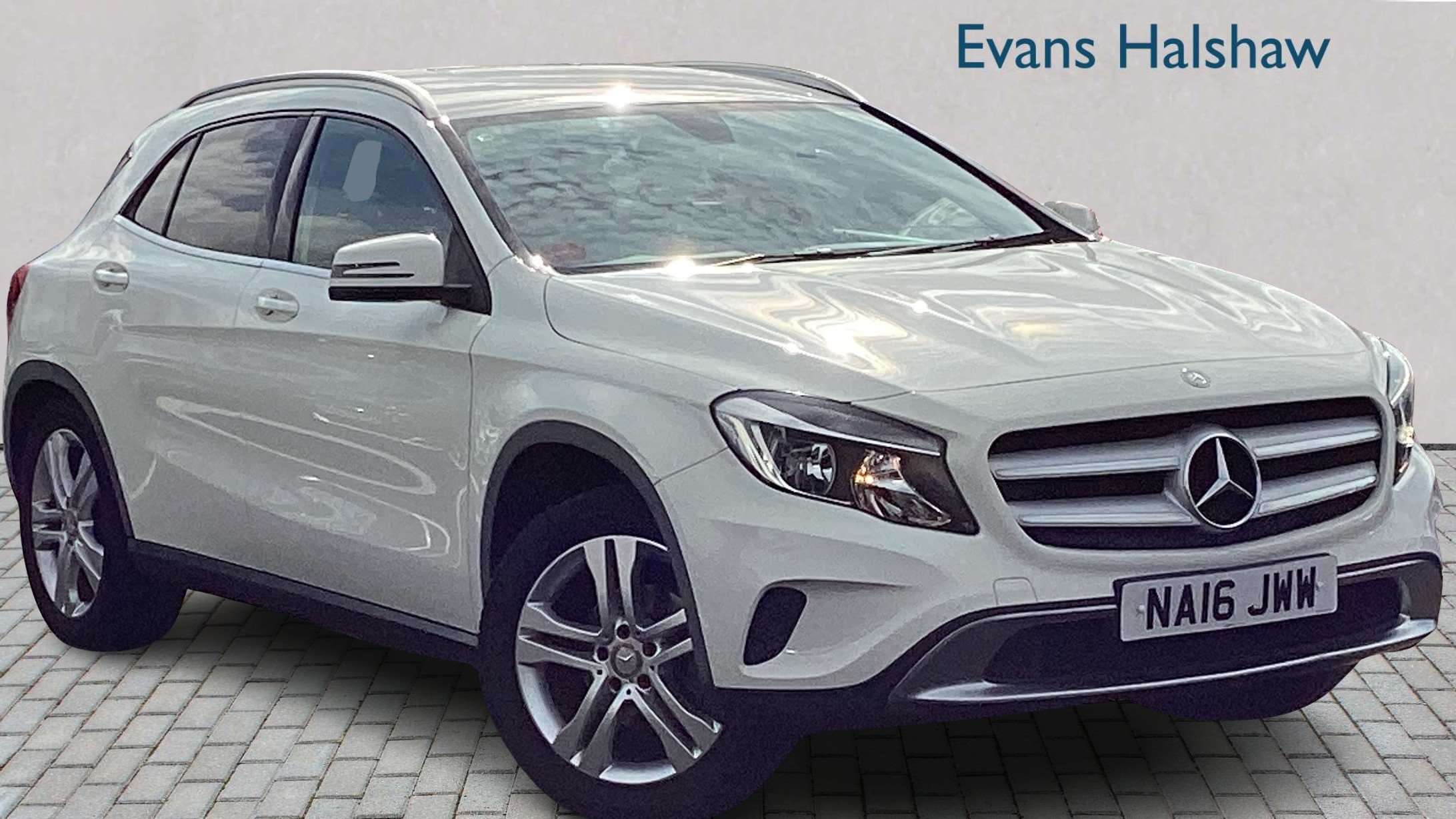 2016 MERCEDES-BENZ GLA