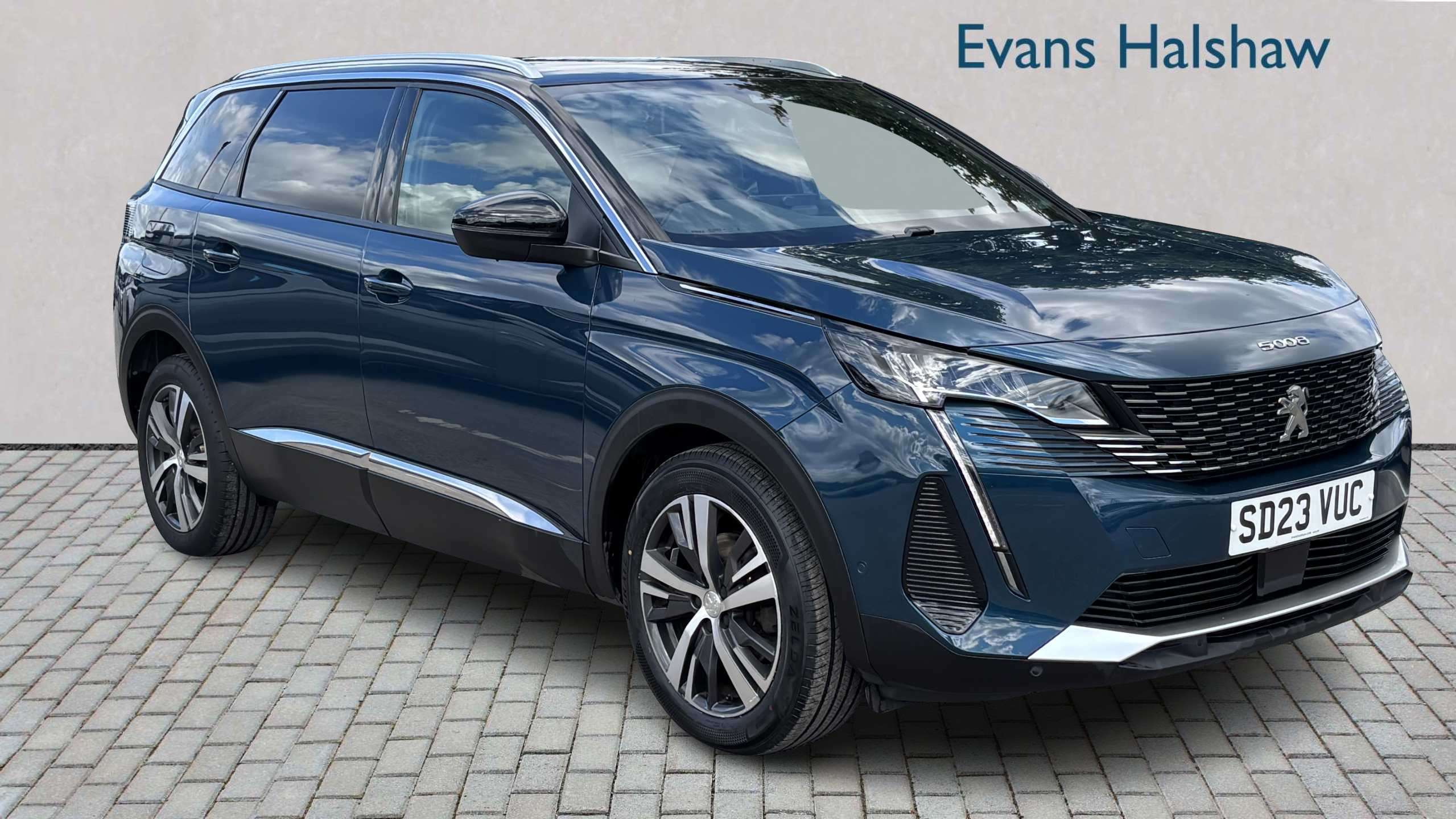 2023 Peugeot 5008