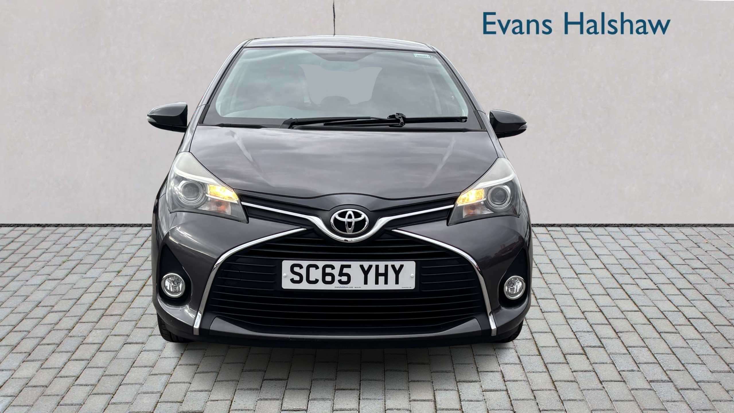 2016 TOYOTA YARIS